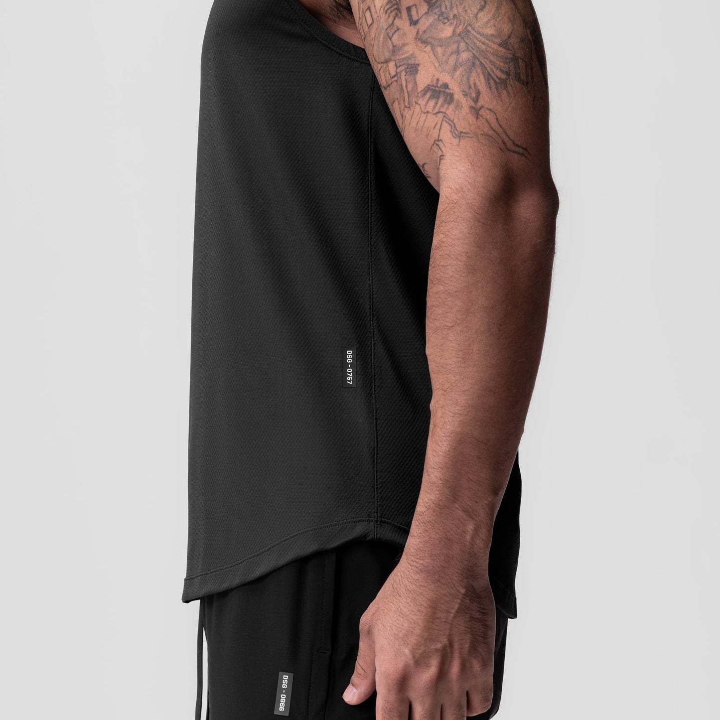 0757. AeroSilver® Cutoff Tank Black "Box Logo" | ASRV Discount