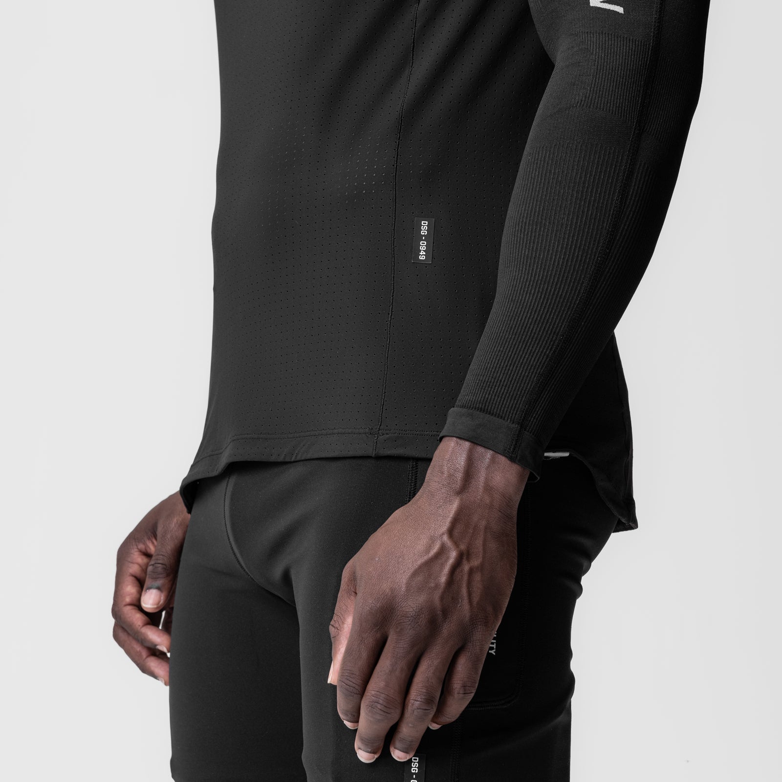 0949. Laser-Vent™ Singlet Tank Black | ASRV Online