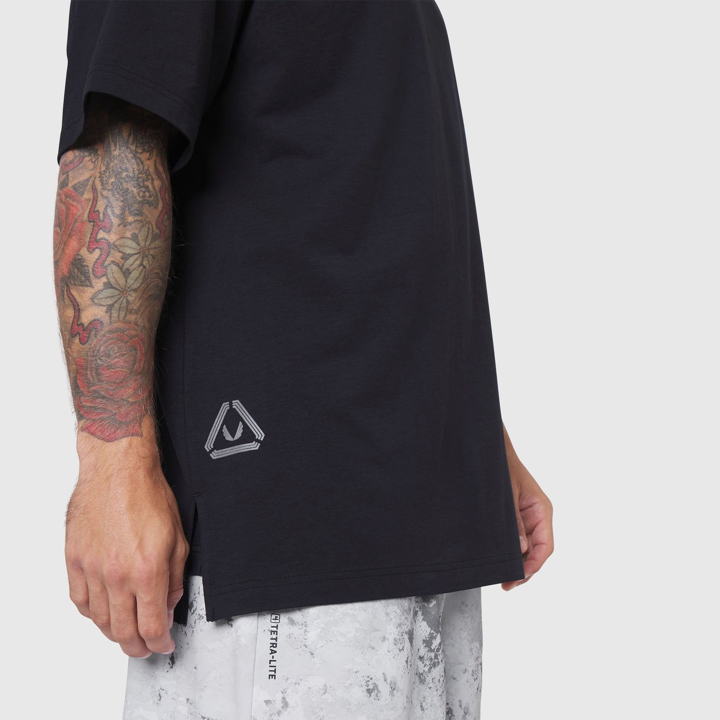1186. SUPIMA® Ice-Skin™ Reversible Tee Black/Black | ASRV Online