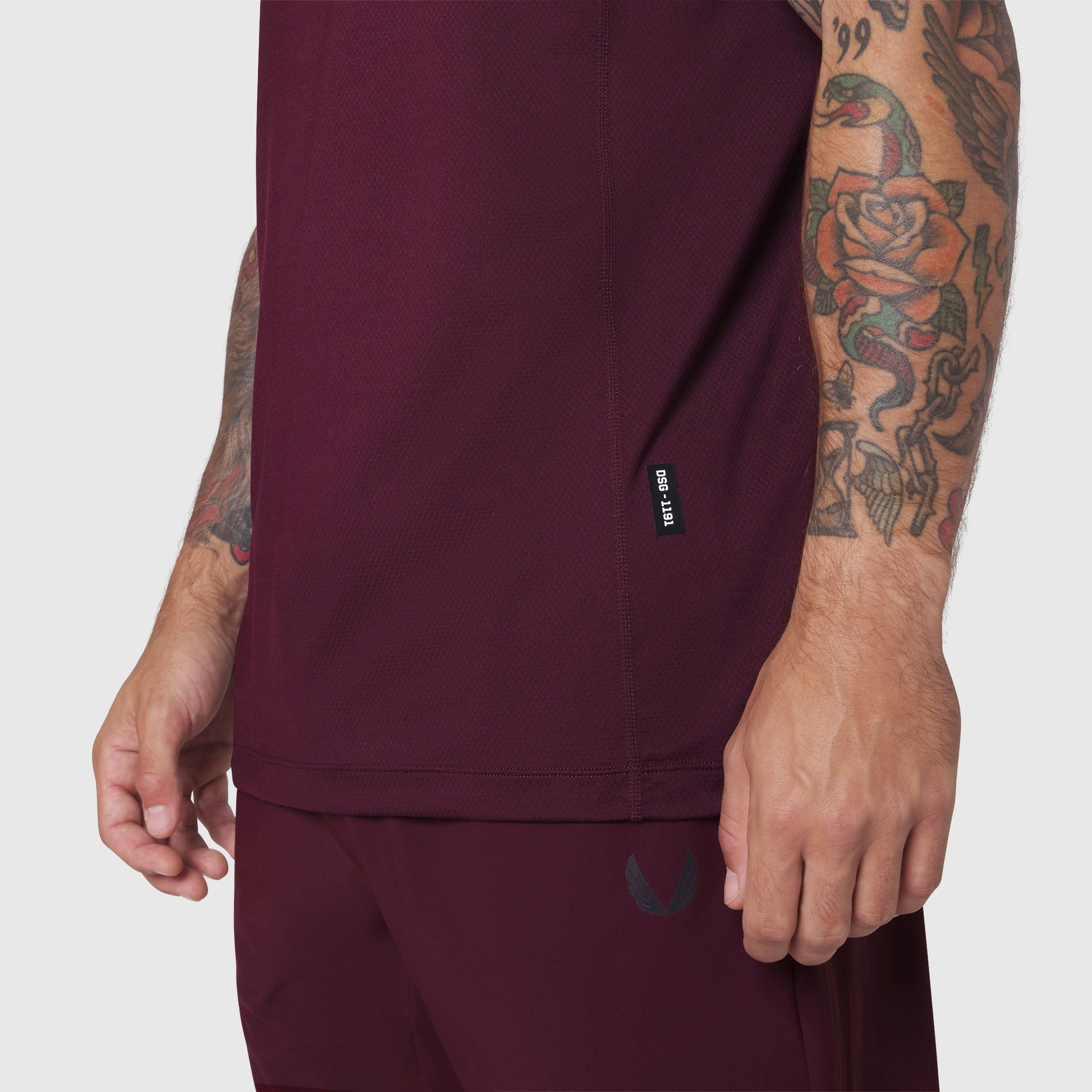 1191. AEROSILVER® UPF50+ Run Tee Merlot | ASRV Discount