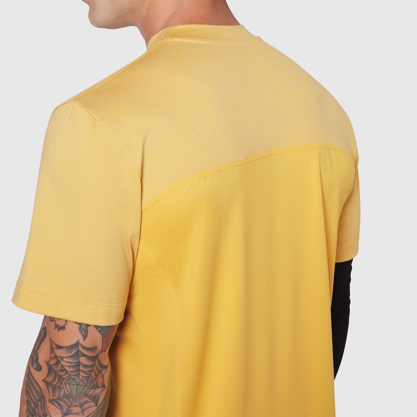 1191. AEROSILVER® UPF50+ Run Tee Amber | ASRV near me