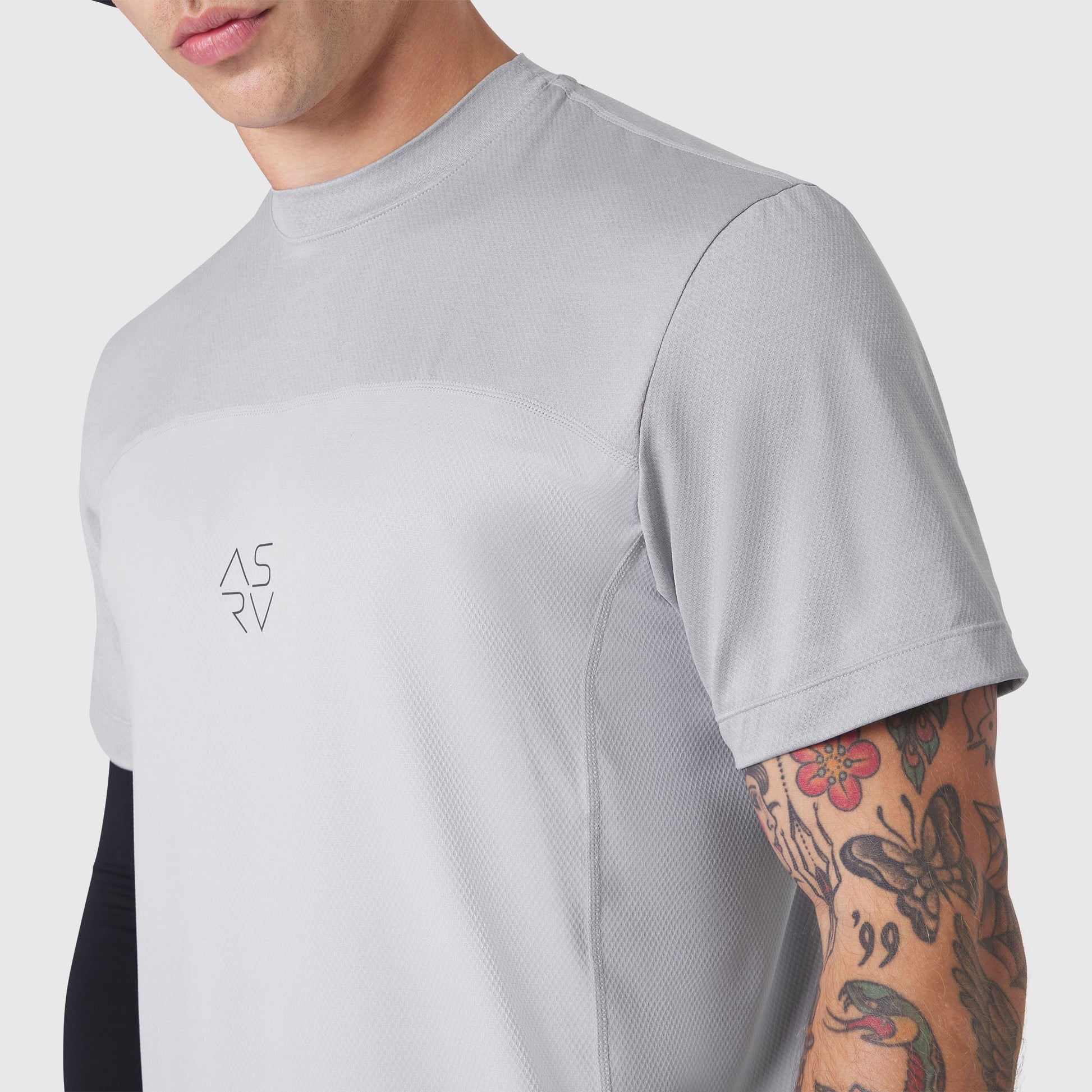 1191. AEROSILVER® UPF50+ Run Tee Slate Grey | ASRV US