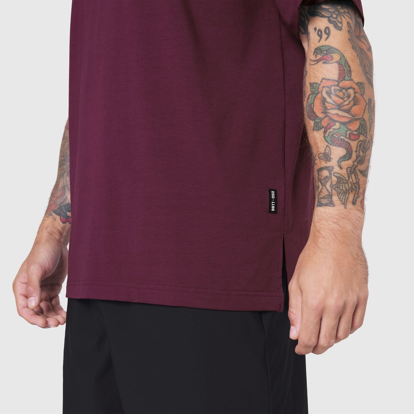 1186. SUPIMA® Ice-Skin™ Reversible Tee Merlot/Black | ASRV for sale
