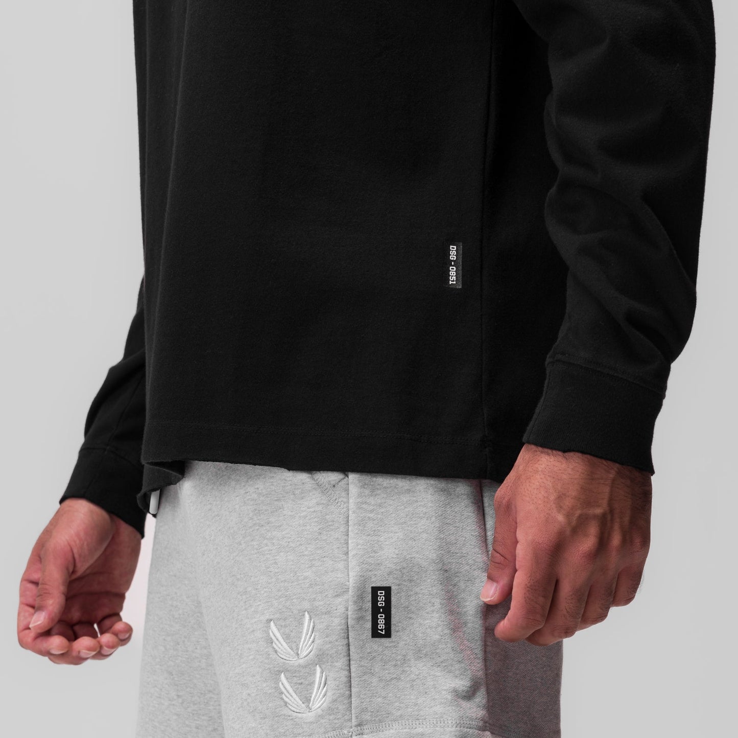 0851. Tech Essential™ Relaxed Long Sleeve Black | ASRV on sale