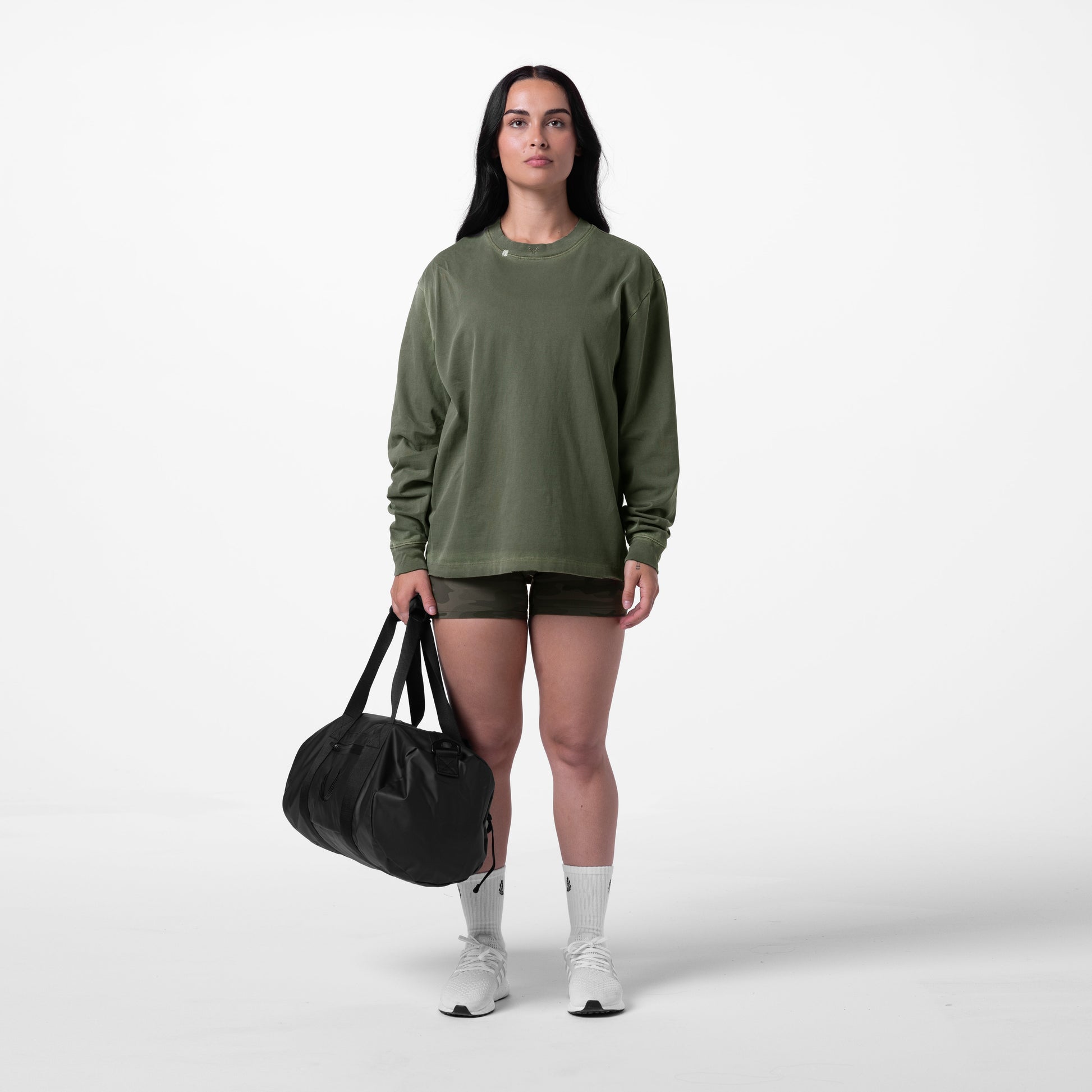 0851. Tech Essential™ Relaxed Long Sleeve Faded Olive | ASRV on sale