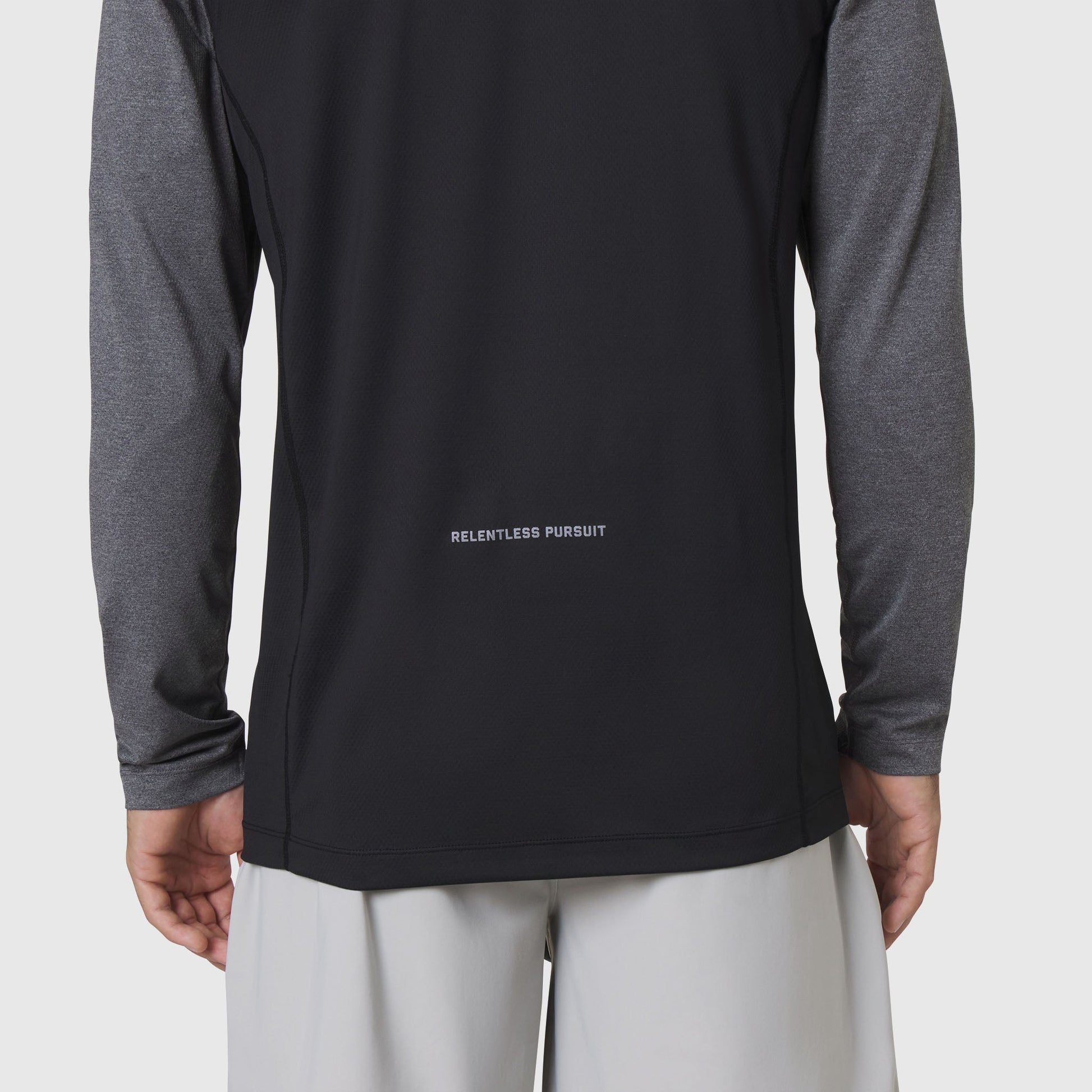 1190. AEROSILVER® UPF50+ Run Long Sleeve Black | ASRV for sale