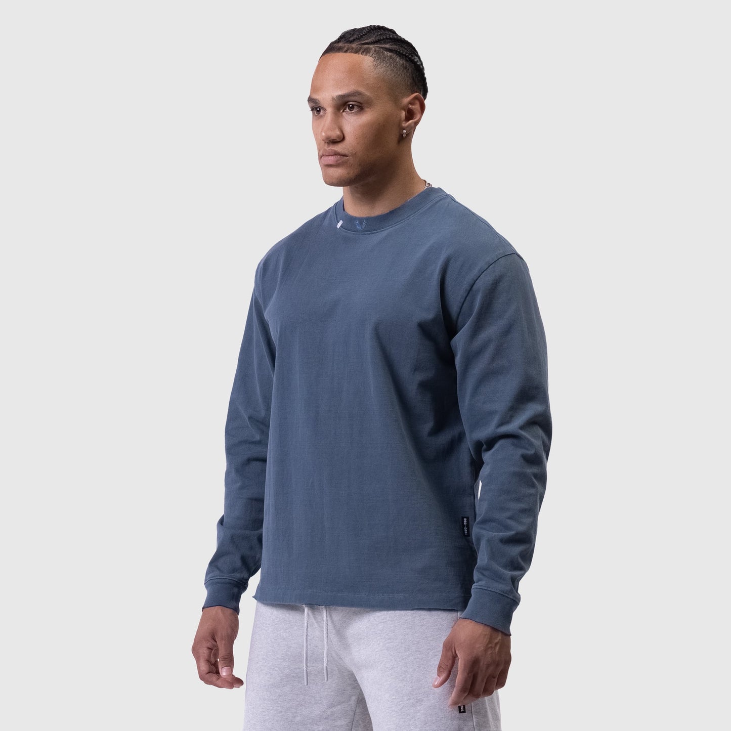 0851. Tech Essential™ Relaxed Long Sleeve Faded Navy | ASRV discount