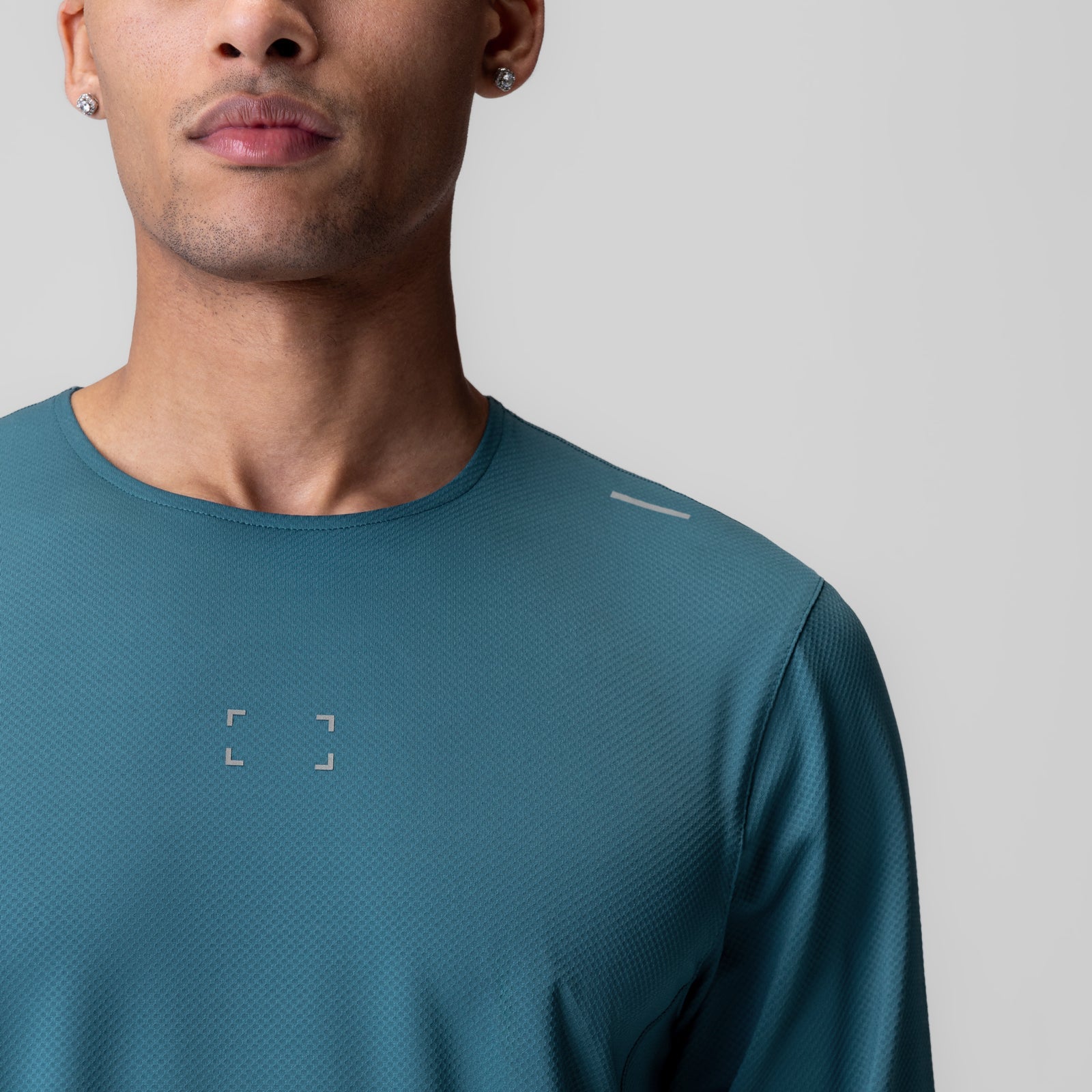 0907. AeroSilver® Training Long Sleeve Storm "Space Bracket" | ASRV US