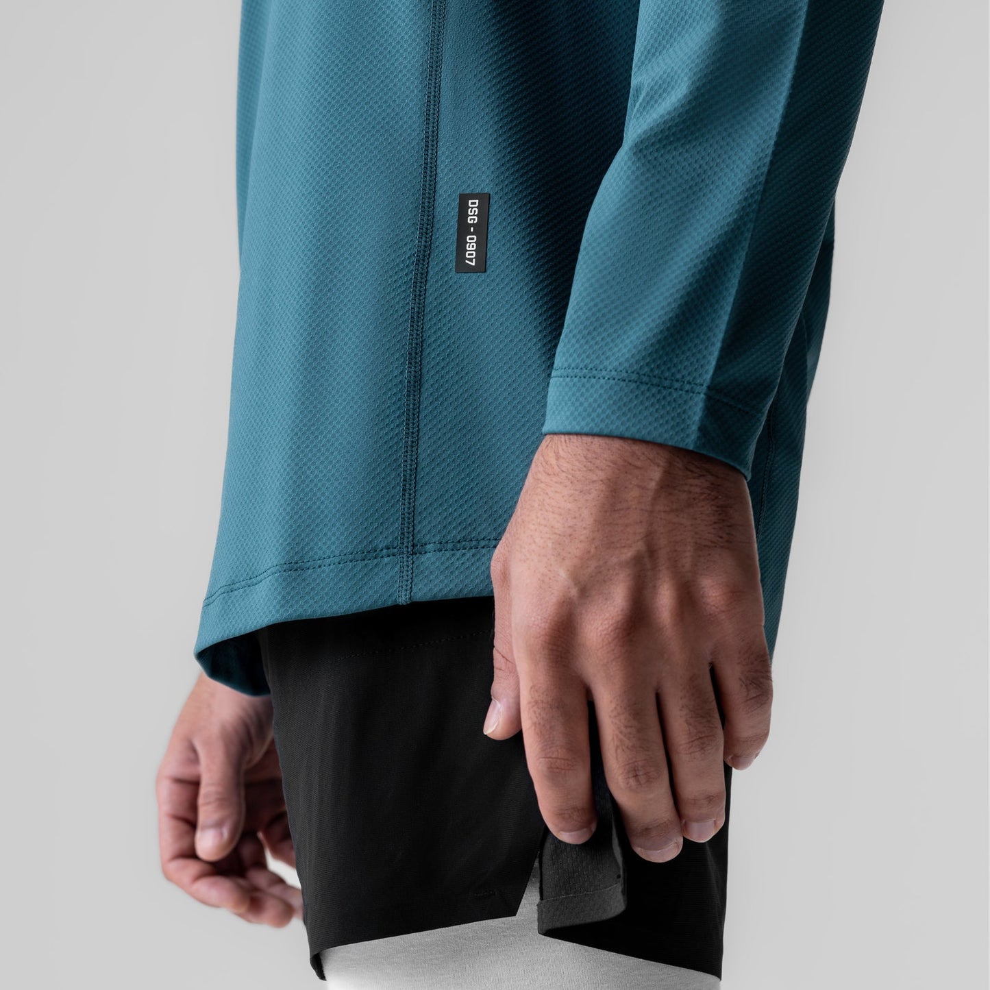 0907. AeroSilver® Training Long Sleeve Storm "Space Bracket" | ASRV US
