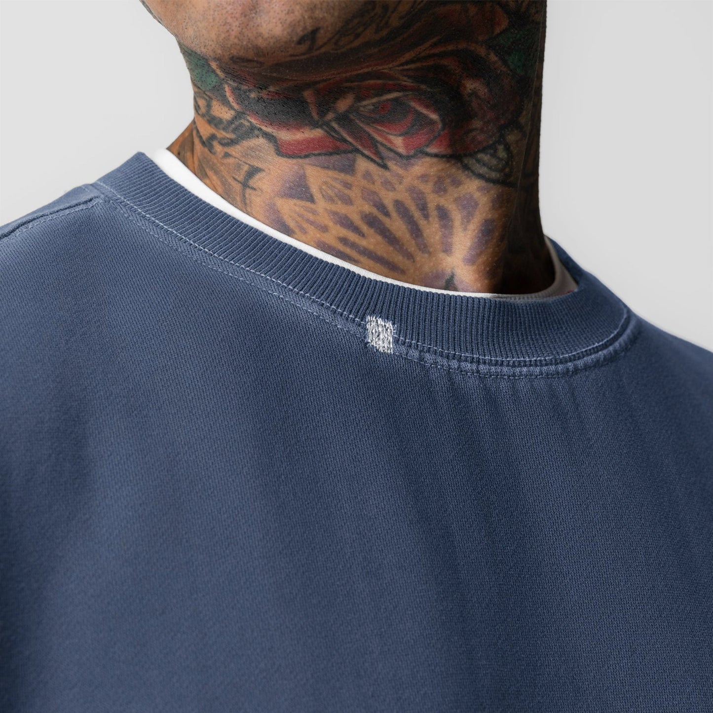 0861. Tech Essential™ Distressed Crewneck Faded Navy | ASRV discount