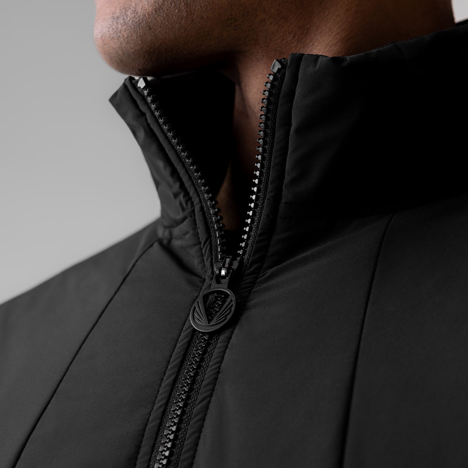 1056. Aerotex™ PrimaLoft® Quarter Zip Black | ASRV US