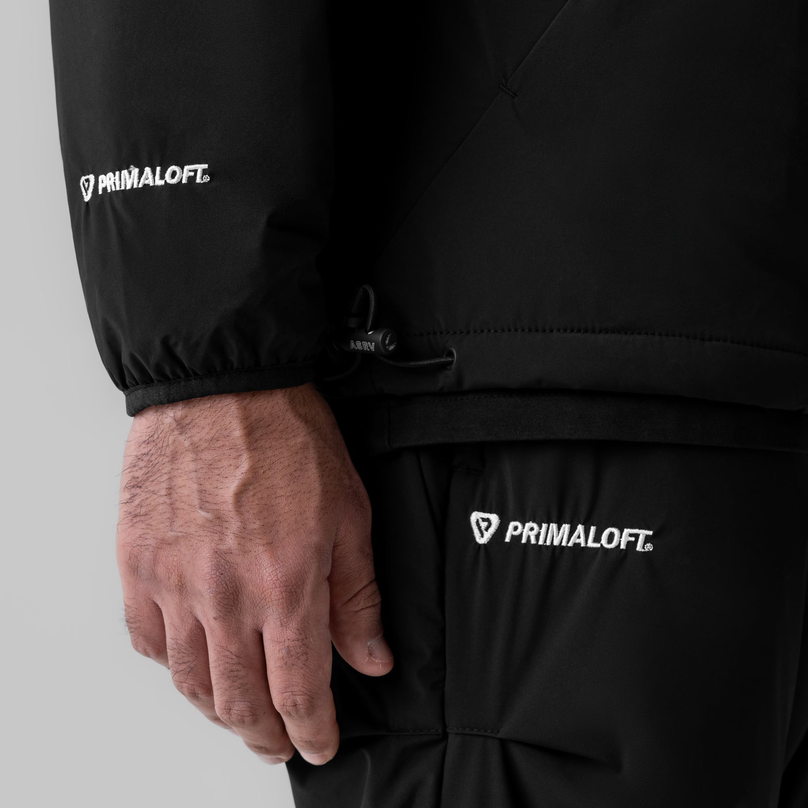 1056. Aerotex™ PrimaLoft® Quarter Zip Black | ASRV US