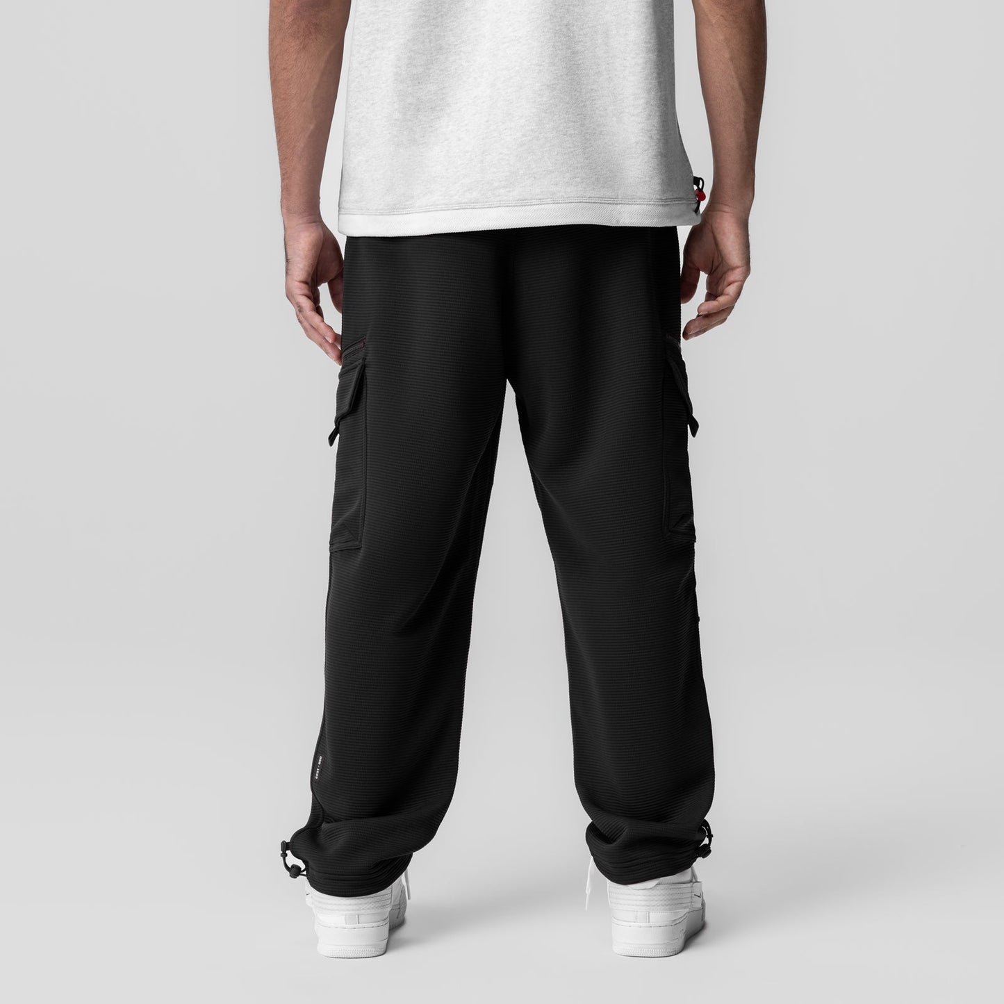 1033. Deltapeak® Cargo Cinch Jogger Black | ASRV on sale