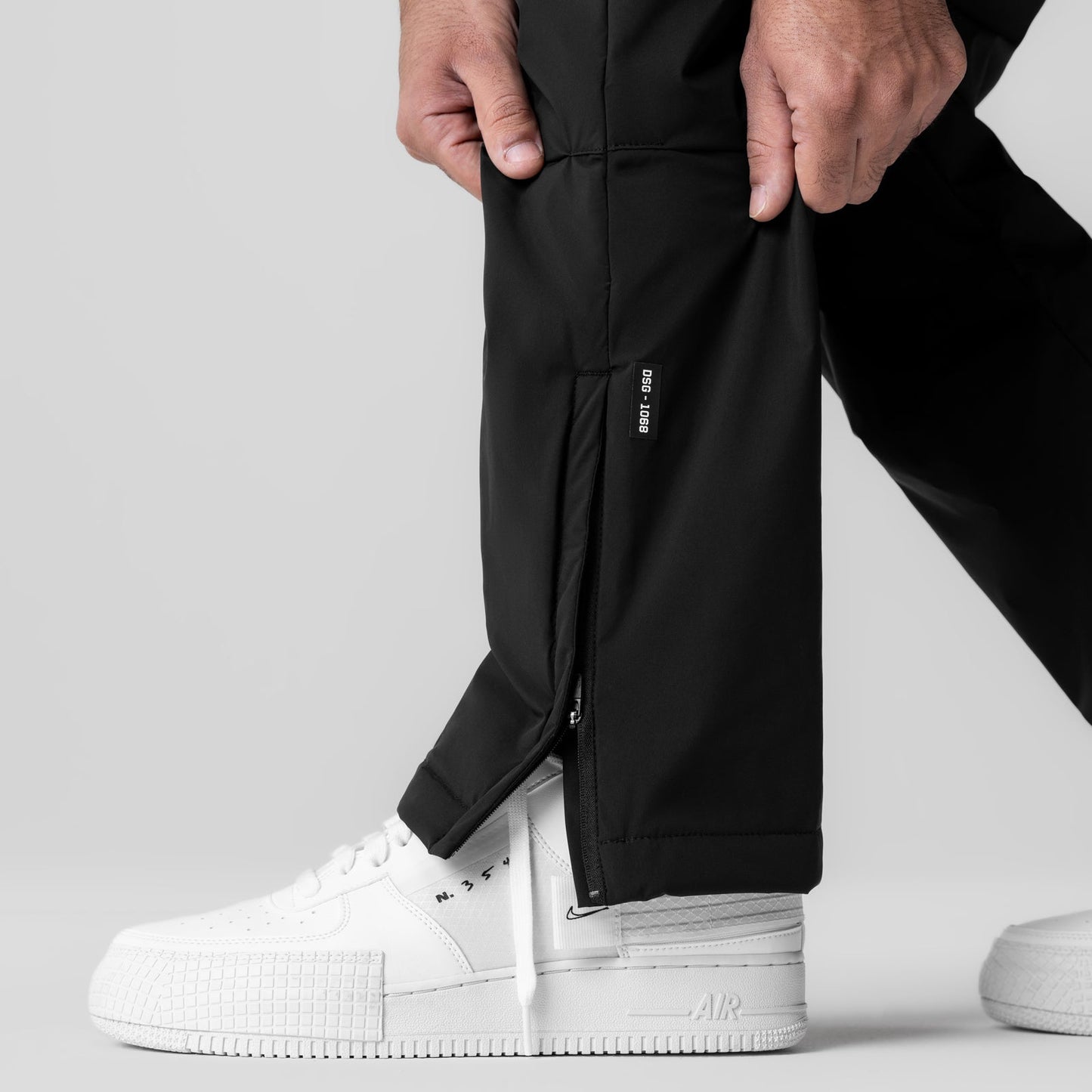 1068. Aerotex™ PrimaLoft® Warm-Up Pant Black | ASRV Online