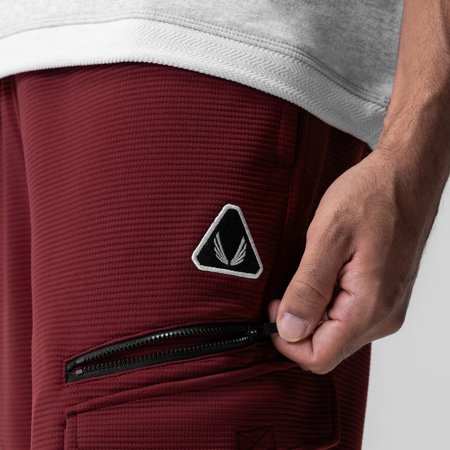 1033. Deltapeak® Cargo Cinch Jogger Crimson | ASRV discount