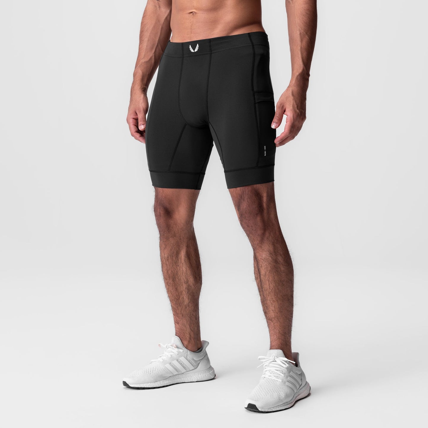 0976. WarpFlexx-Lite® 1/2-Length Legging Black | ASRV US