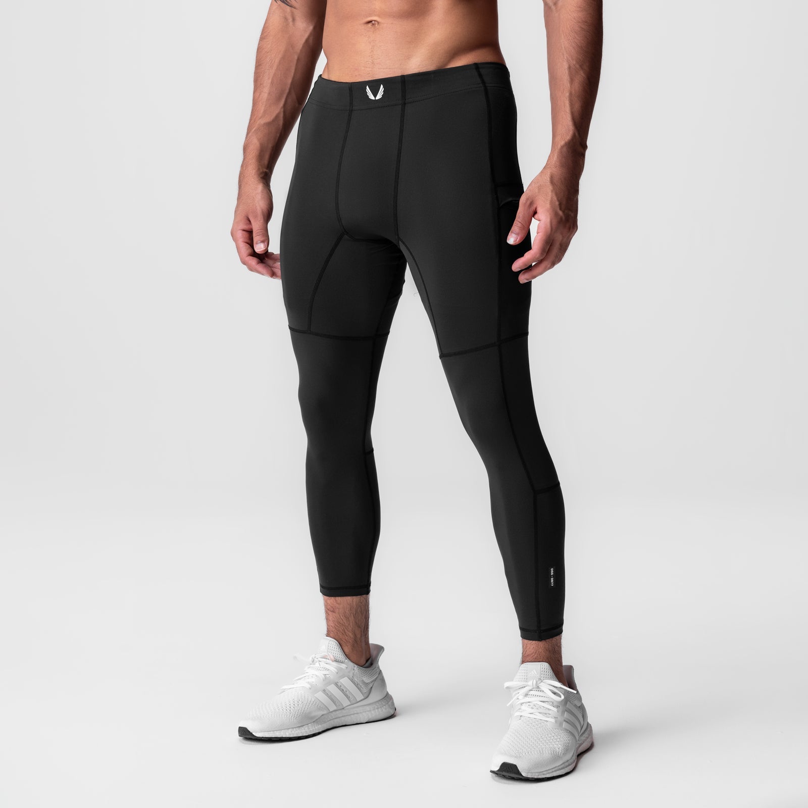 0977. WarpFlexx-Lite® 3/4-Length Legging Black | ASRV for sale