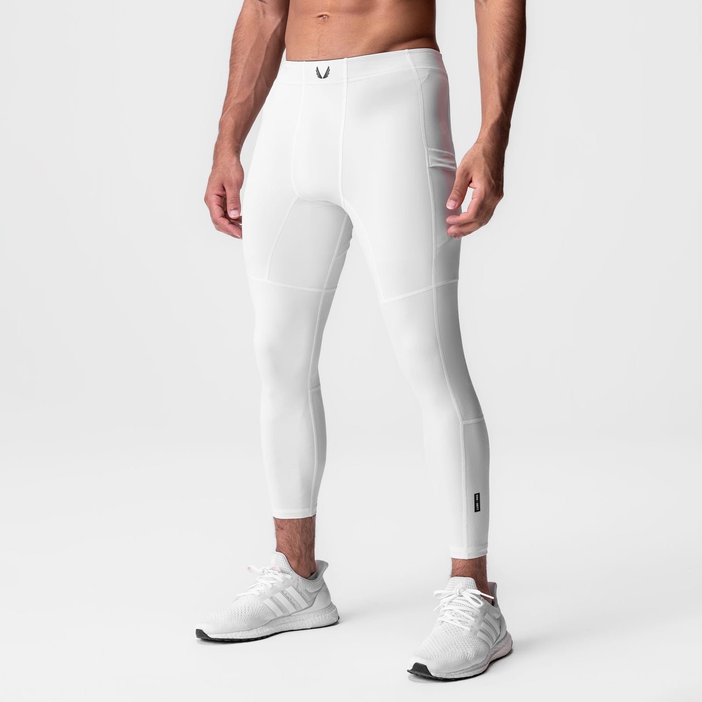 0977. WarpFlexx-Lite® 3/4-Length Legging White | ASRV Online
