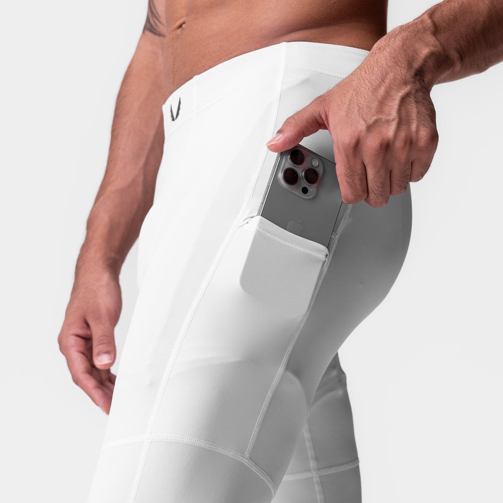 0977. WarpFlexx-Lite® 3/4-Length Legging White | ASRV Online