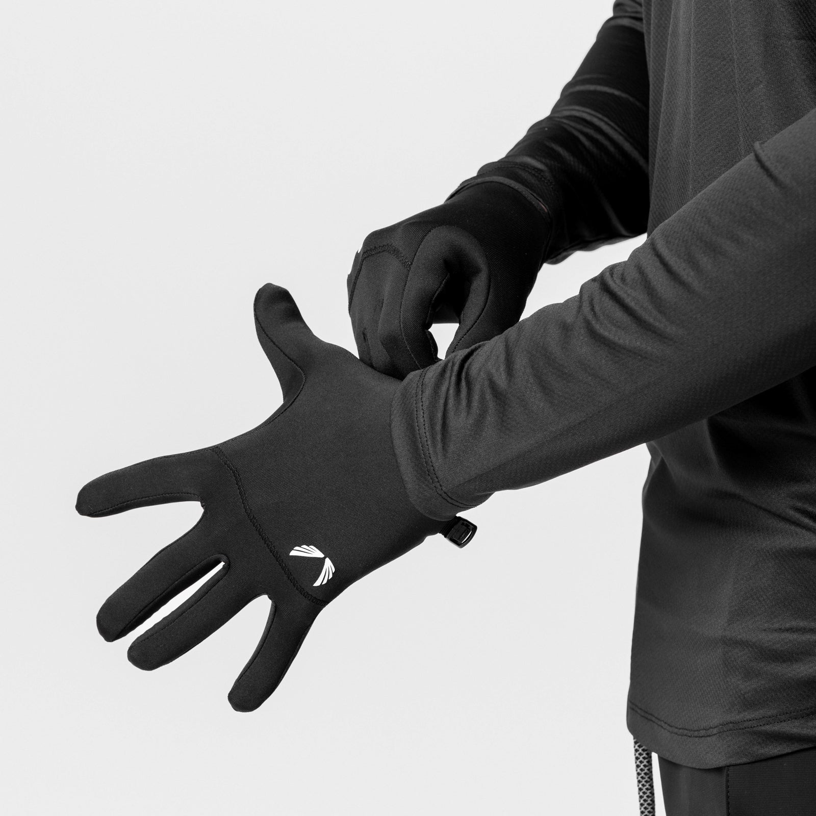 0671. Aeroheat® Lightweight Gloves Black/White | ASRV Online