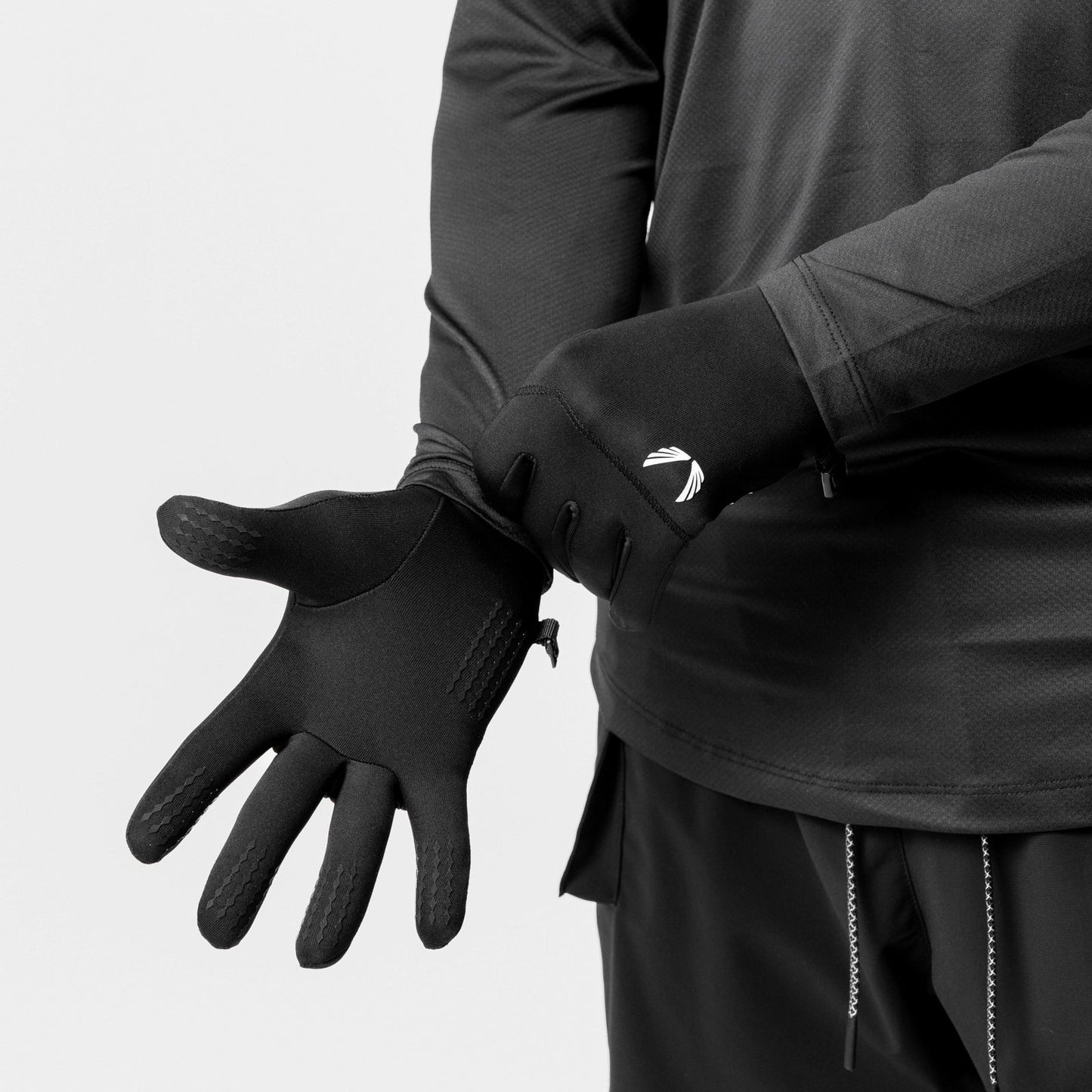 0671. Aeroheat® Lightweight Gloves Black/White | ASRV Online
