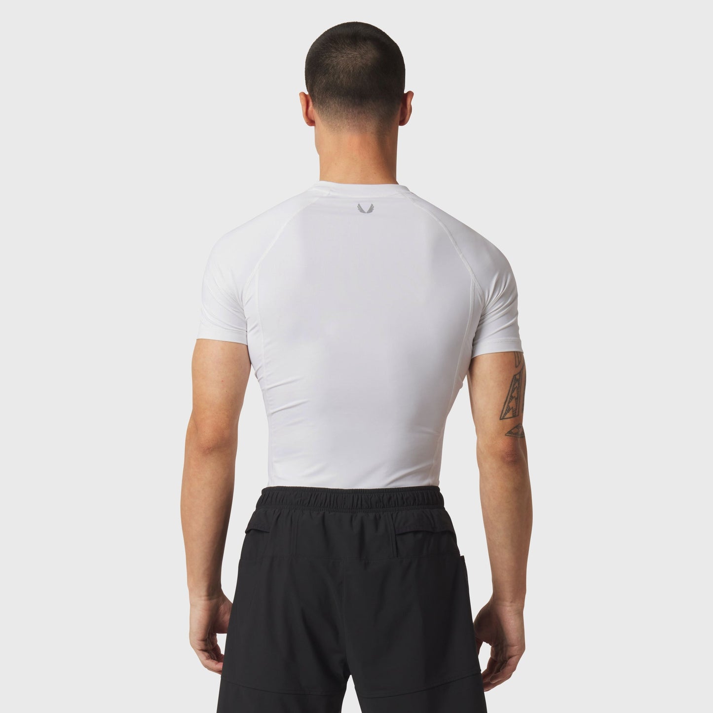 1164. LYCRA® ADAPTIV Baselayer Shortsleeve White | ASRV on sale