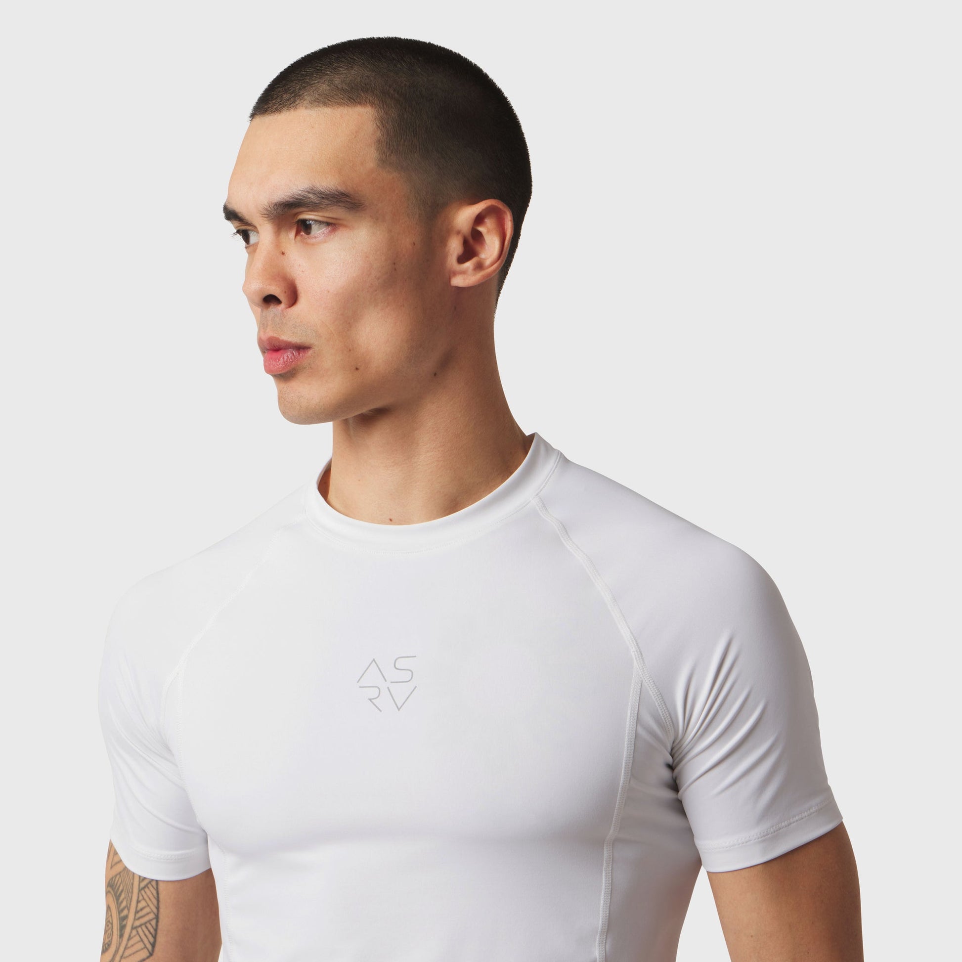 1164. LYCRA® ADAPTIV Baselayer Shortsleeve White | ASRV on sale