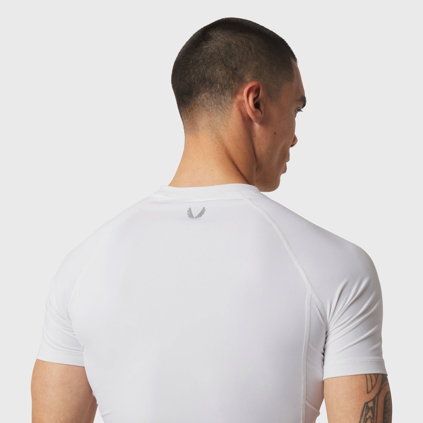 1164. LYCRA® ADAPTIV Baselayer Shortsleeve White | ASRV on sale