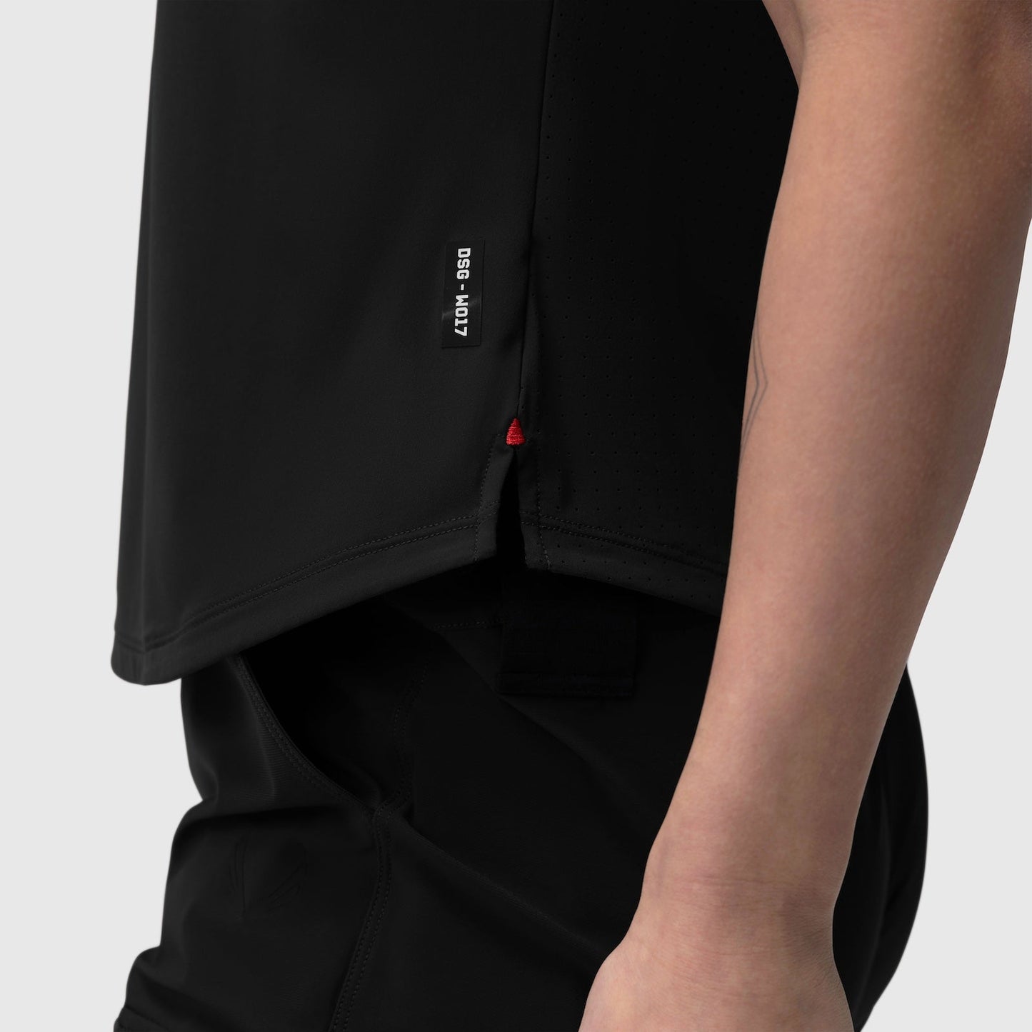 W017. Laser-Vent™ Established Tee Black | ASRV on sale