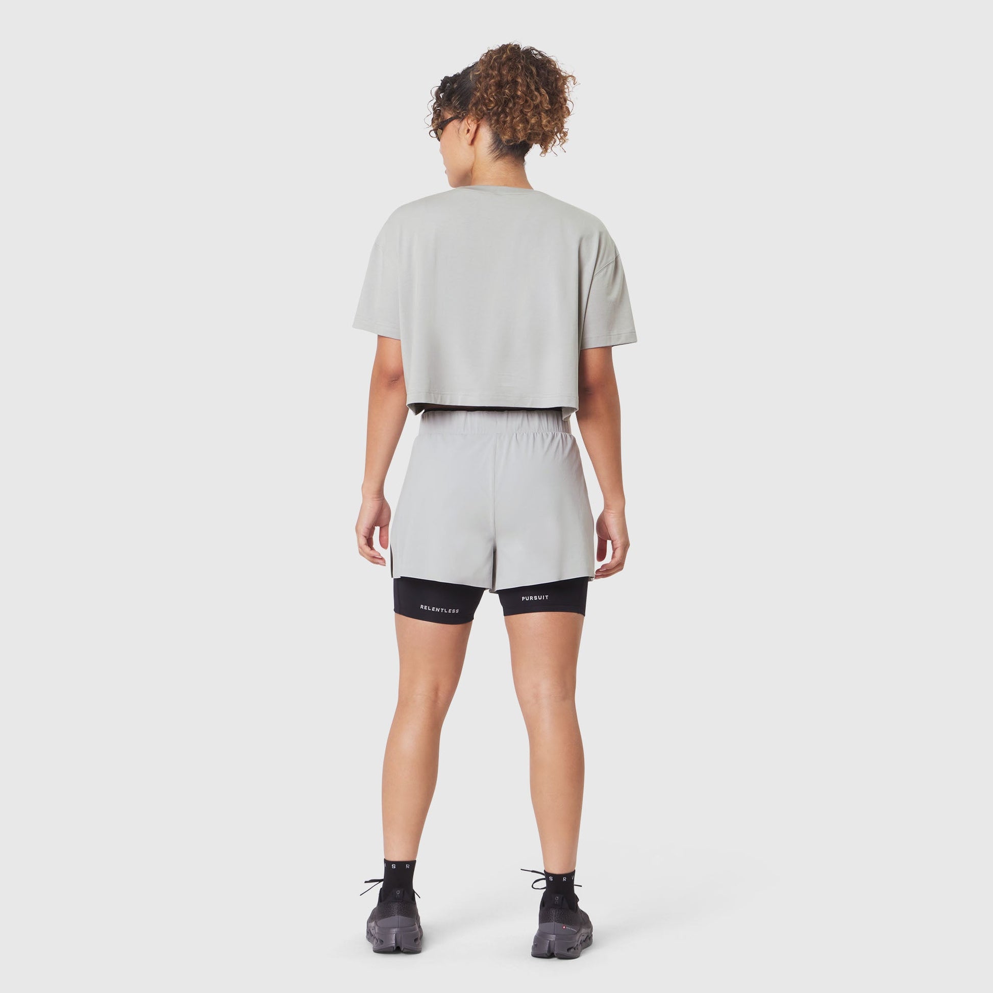 W082. SUPIMA® Ice-Skin™ Reversible Crop Tee Slate Grey/Black | ASRV US