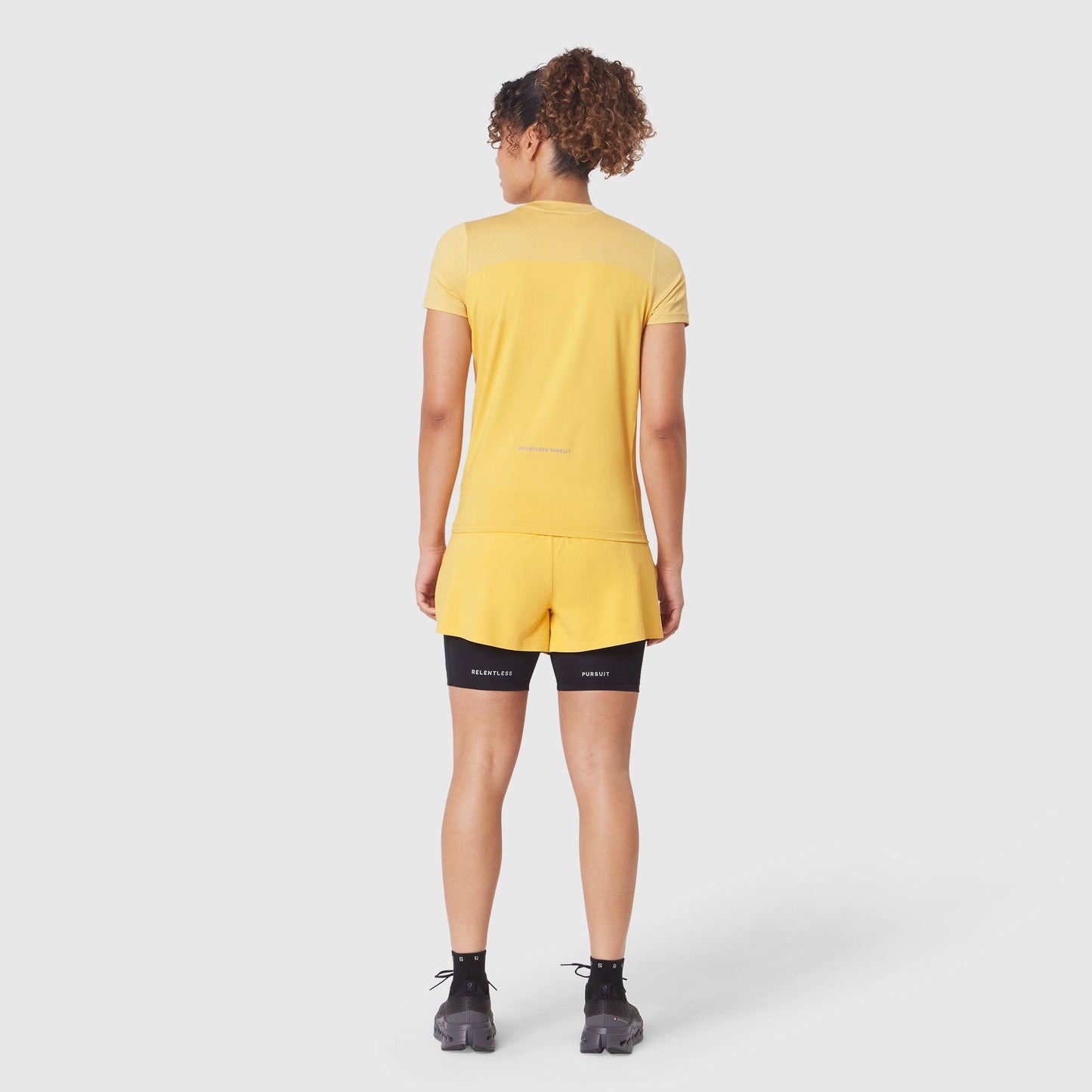 W086. AEROSILVER® UPF50+ Run Tee Amber | ASRV US