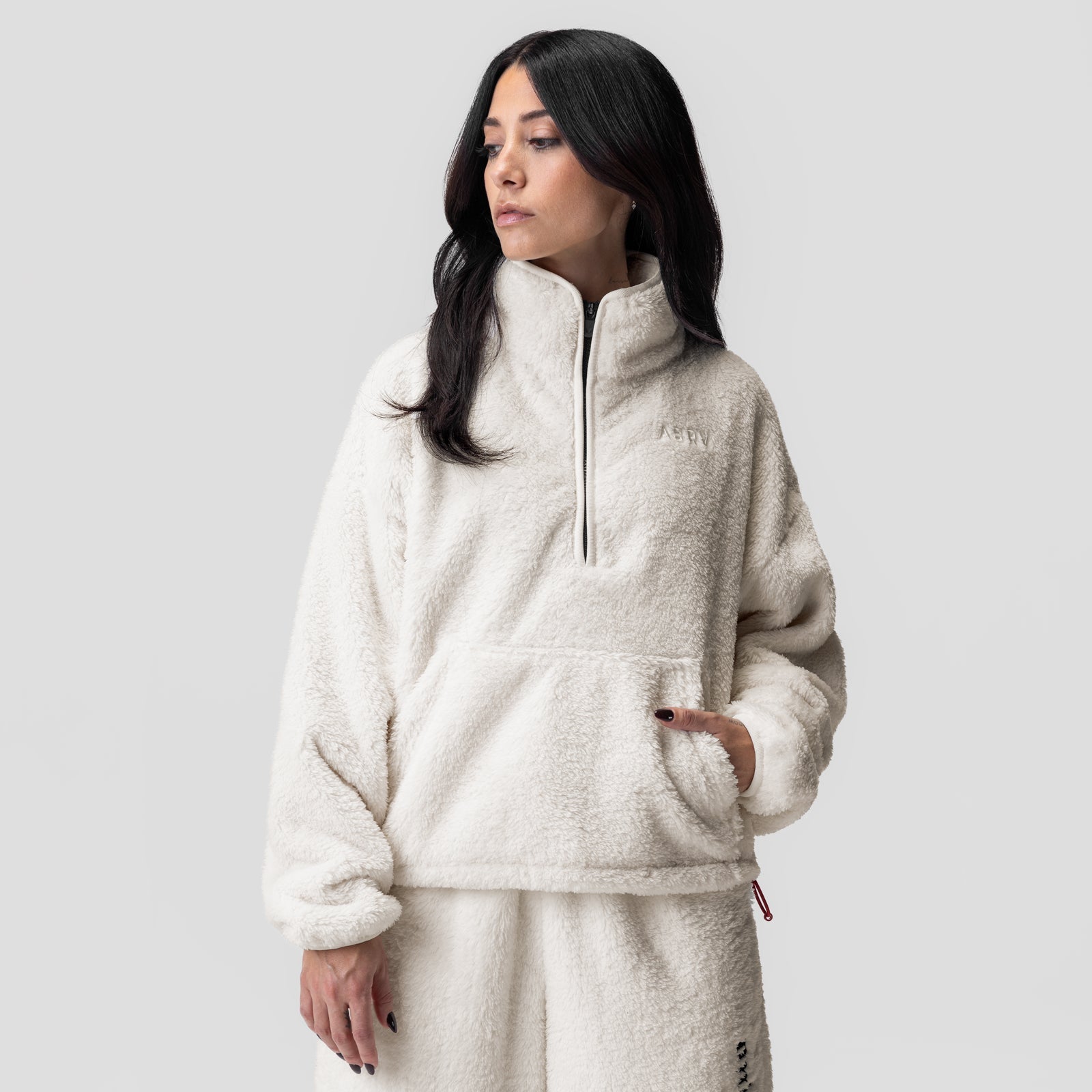 1007. Women's Sherpa Recovery 1/2 Zip Ivory Cream/Black | ASRV near me