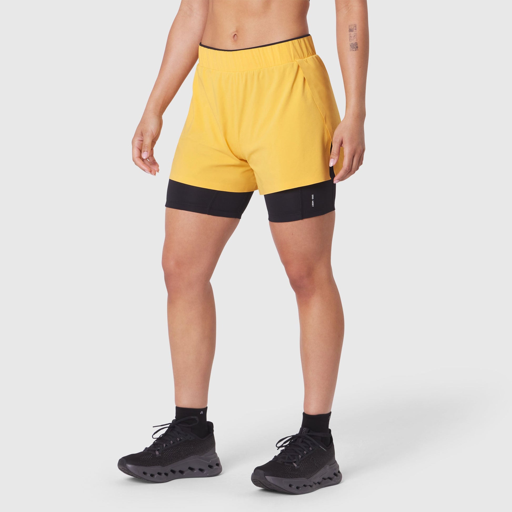 W087. Aerotex™ Side Split Liner Short Amber | ASRV discount