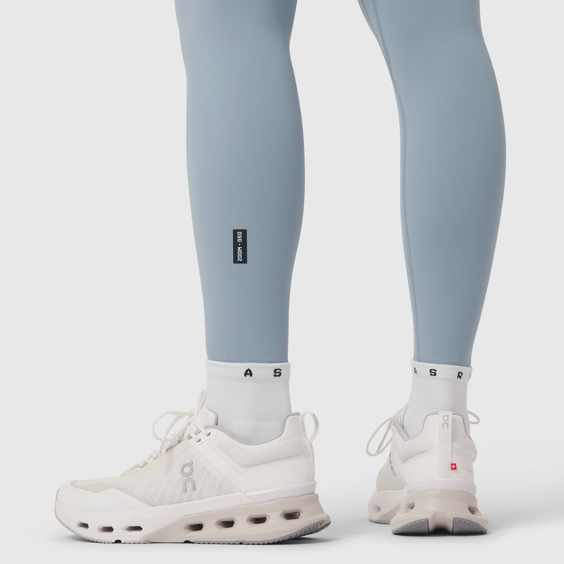 W002. LYCRA® ADAPTIV Legging Light Sky | ASRV near me