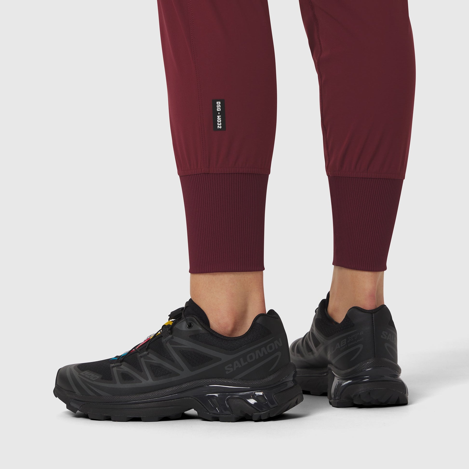 W032. Tetra-Lite® Cargo High Rib Jogger Crimson | ASRV US