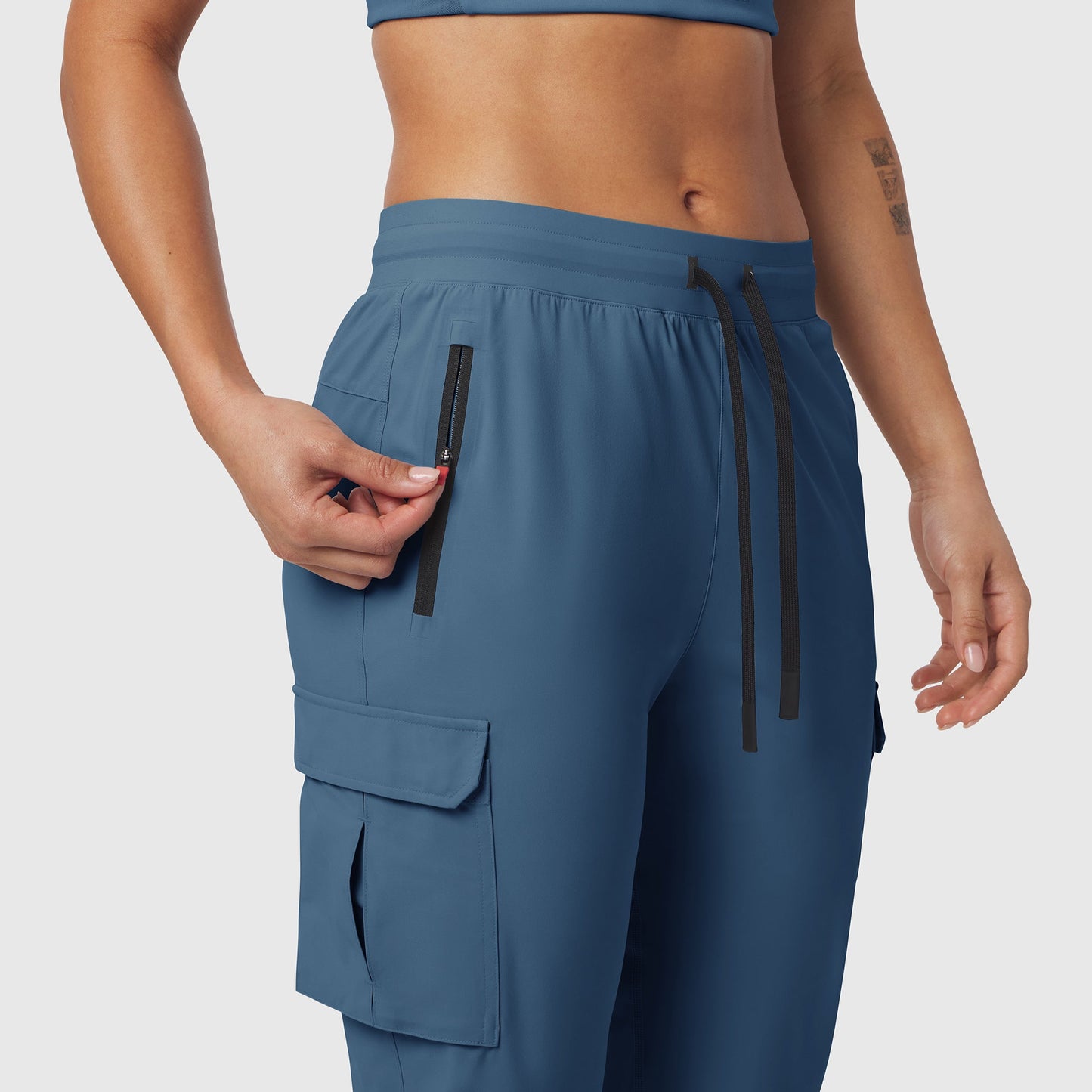 W032. Tetra-Lite® Cargo High Rib Jogger Storm | ASRV US