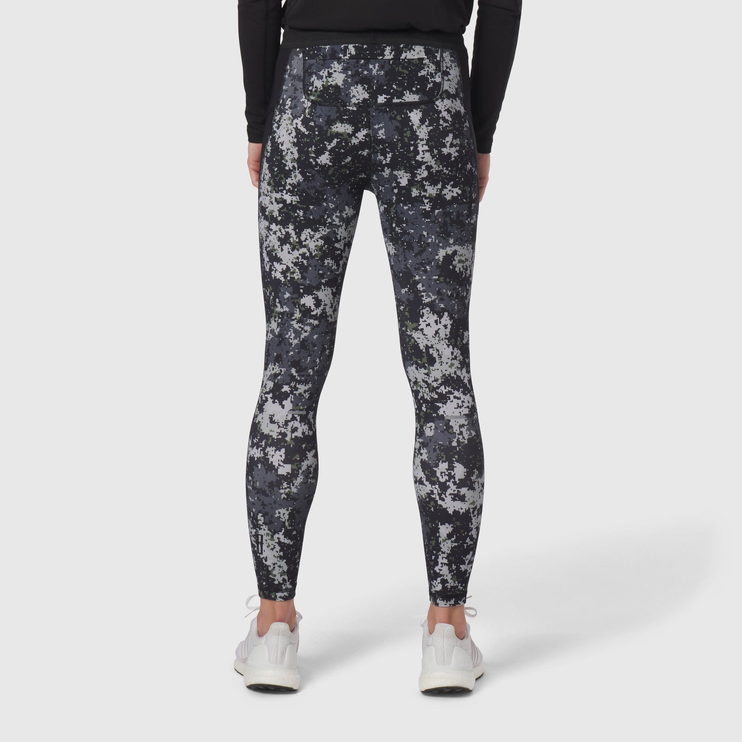 W055. Lycra® Ribbed Running Tight Pixel Camo | ASRV US