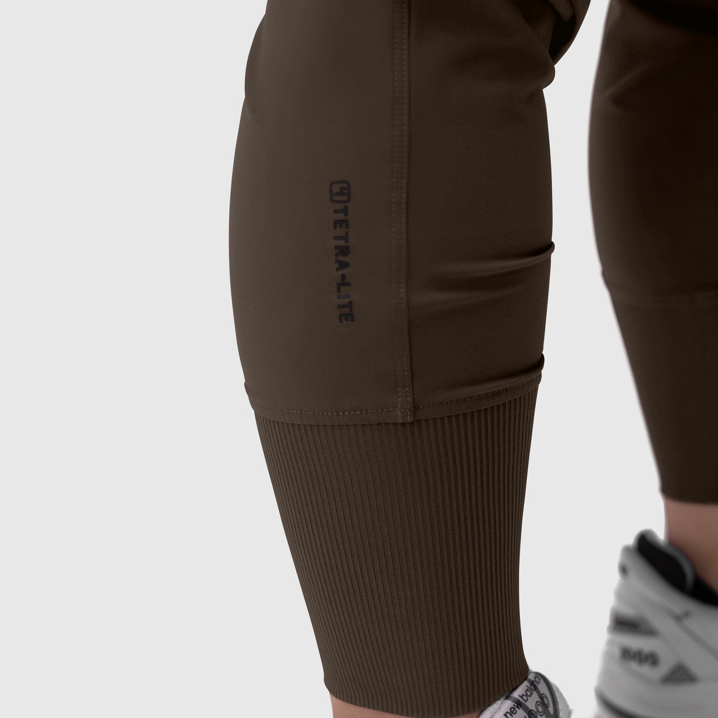 W032. Tetra-Lite® Cargo High Rib Jogger Dark Earth | ASRV Online