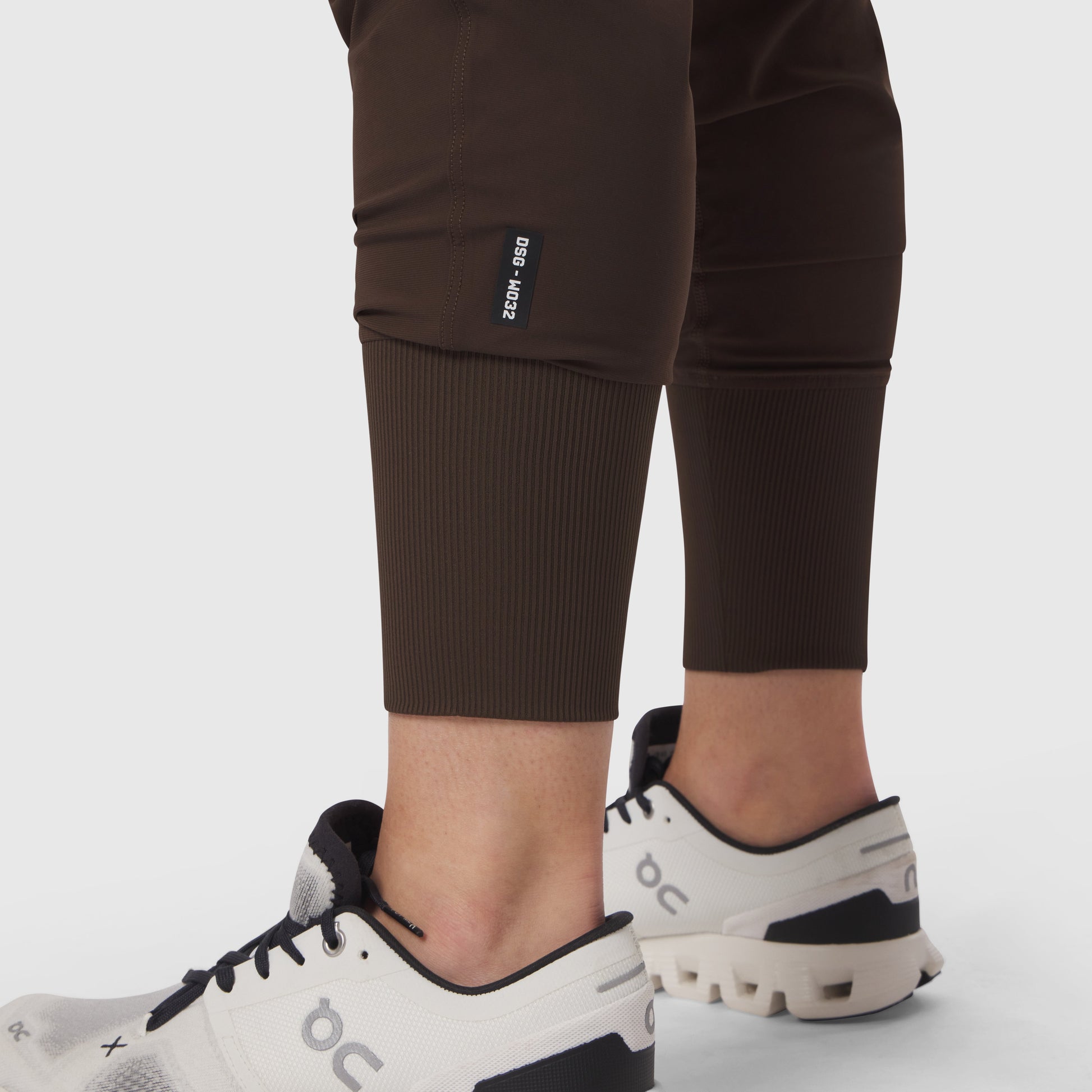 W032. Tetra-Lite® Cargo High Rib Jogger Dark Earth | ASRV Online