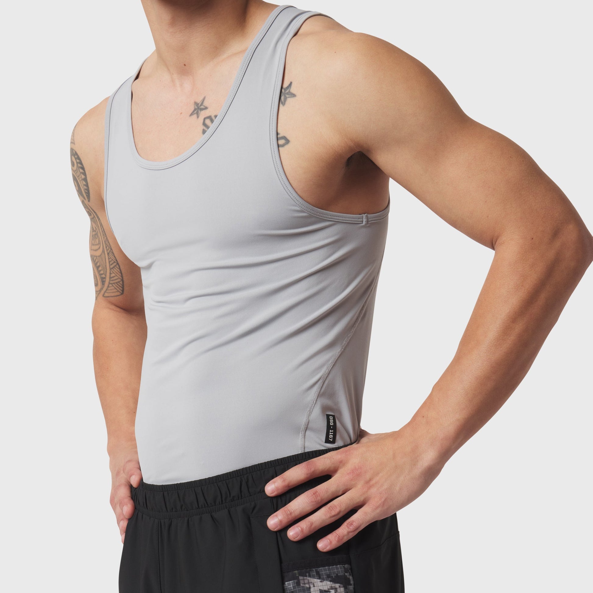 1167. LYCRA® ADAPTIV Baselayer Tank Slate Grey | ASRV for sale