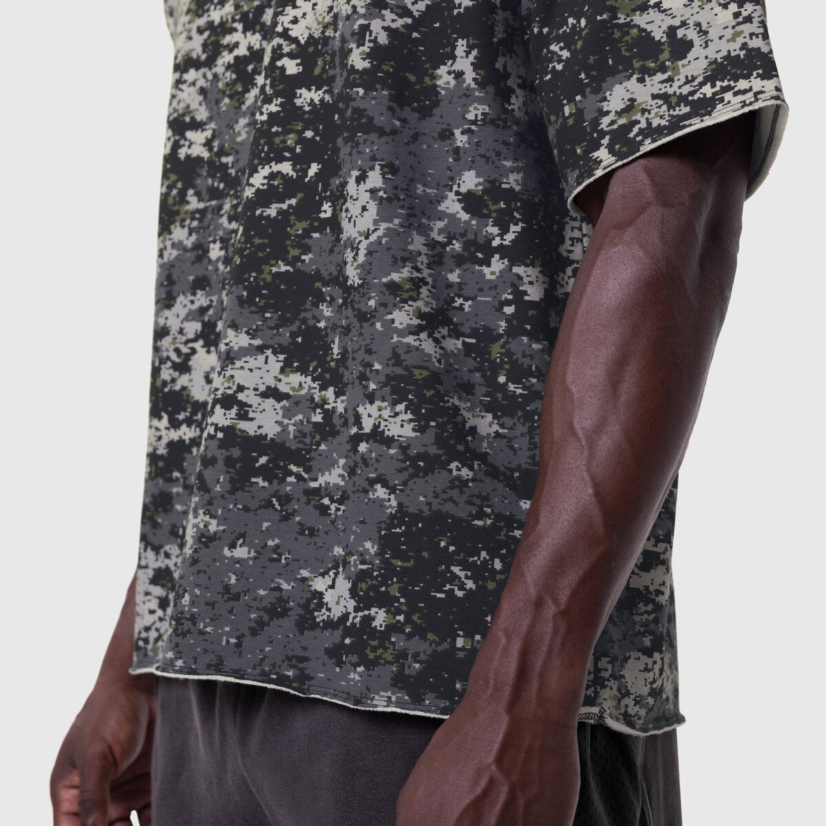 1114. Vintage Raw Hem Pump Cover Pixel Camo | ASRV on sale