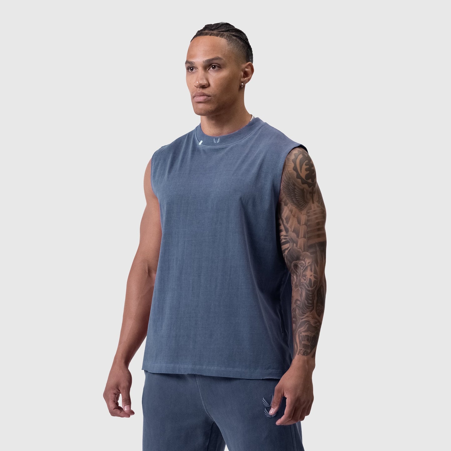 0807. Tech Essential™ Relaxed Cutoff Faded Navy | ASRV US