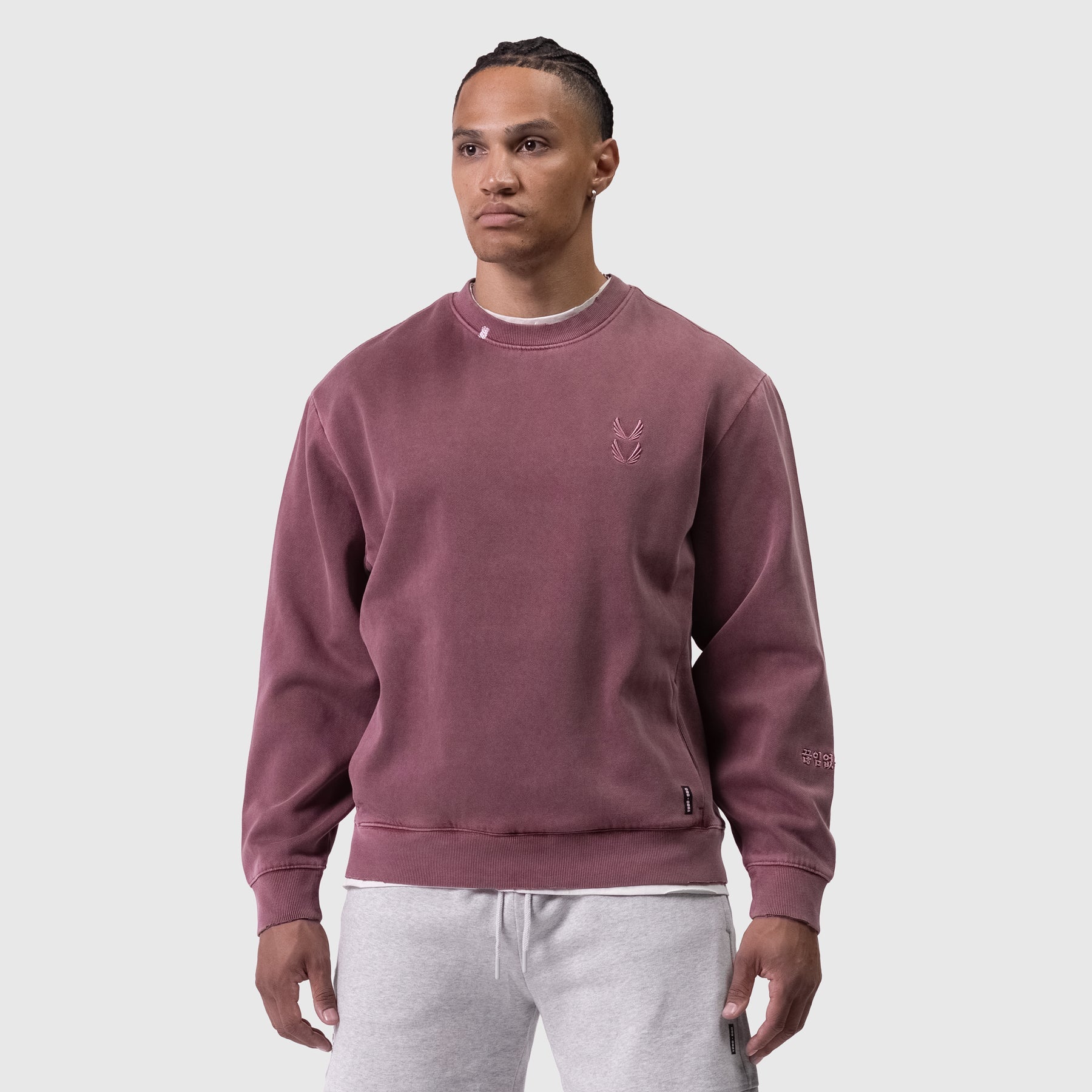 0861. Tech Essential™ Distressed Crewneck Faded Crimson | ASRV discount