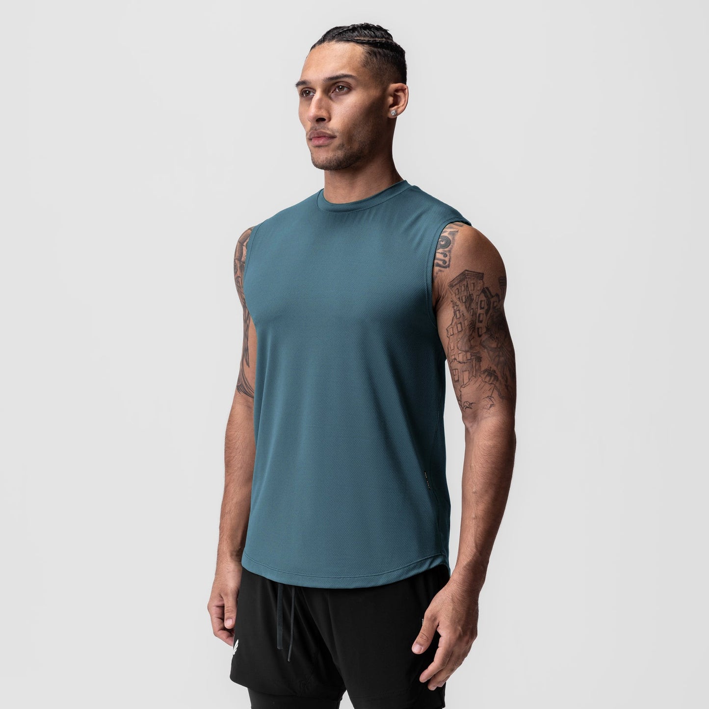 0757. AeroSilver® Cutoff Tank Storm | ASRV US