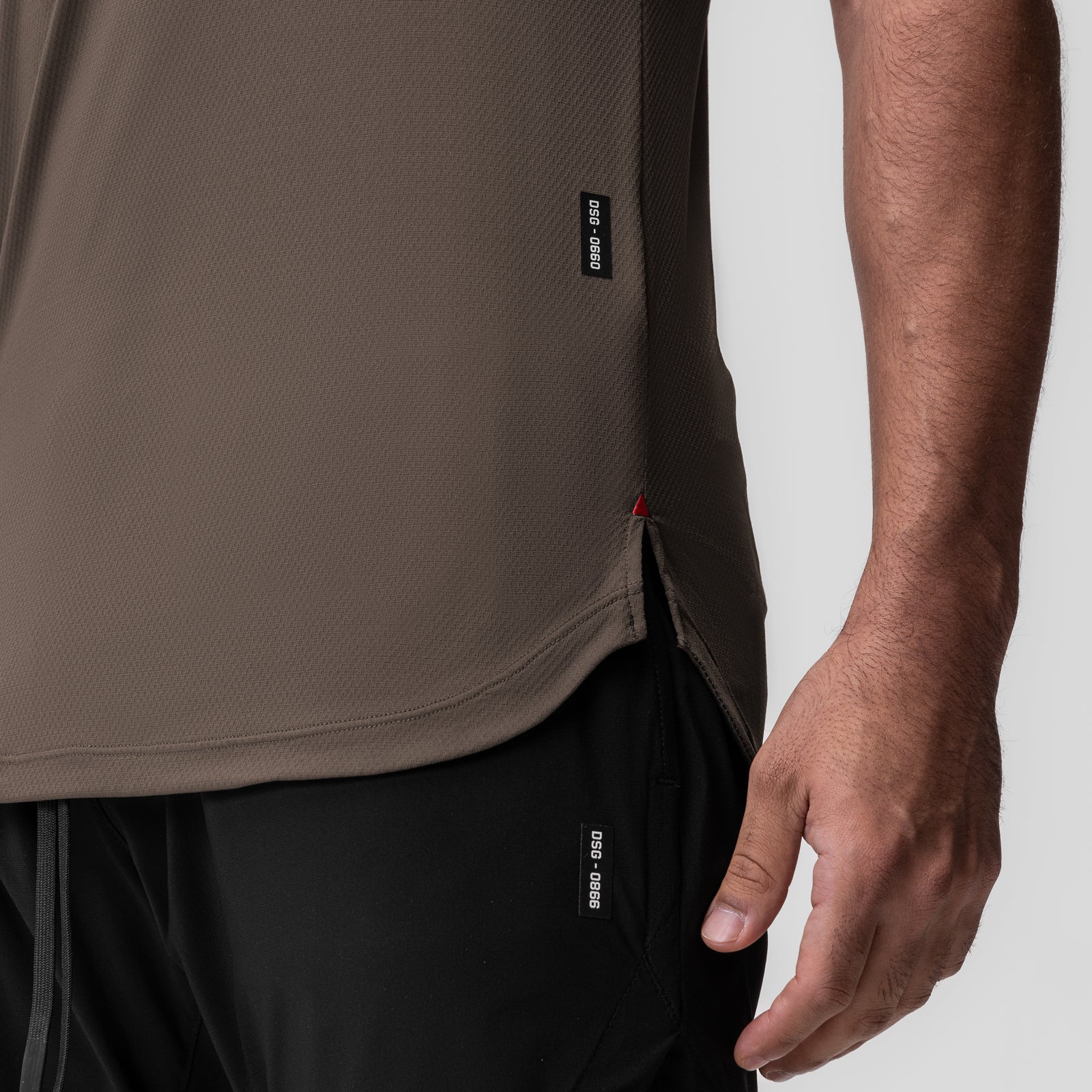 0660. AeroSilver® Established Tee Deep Taupe | ASRV Discount
