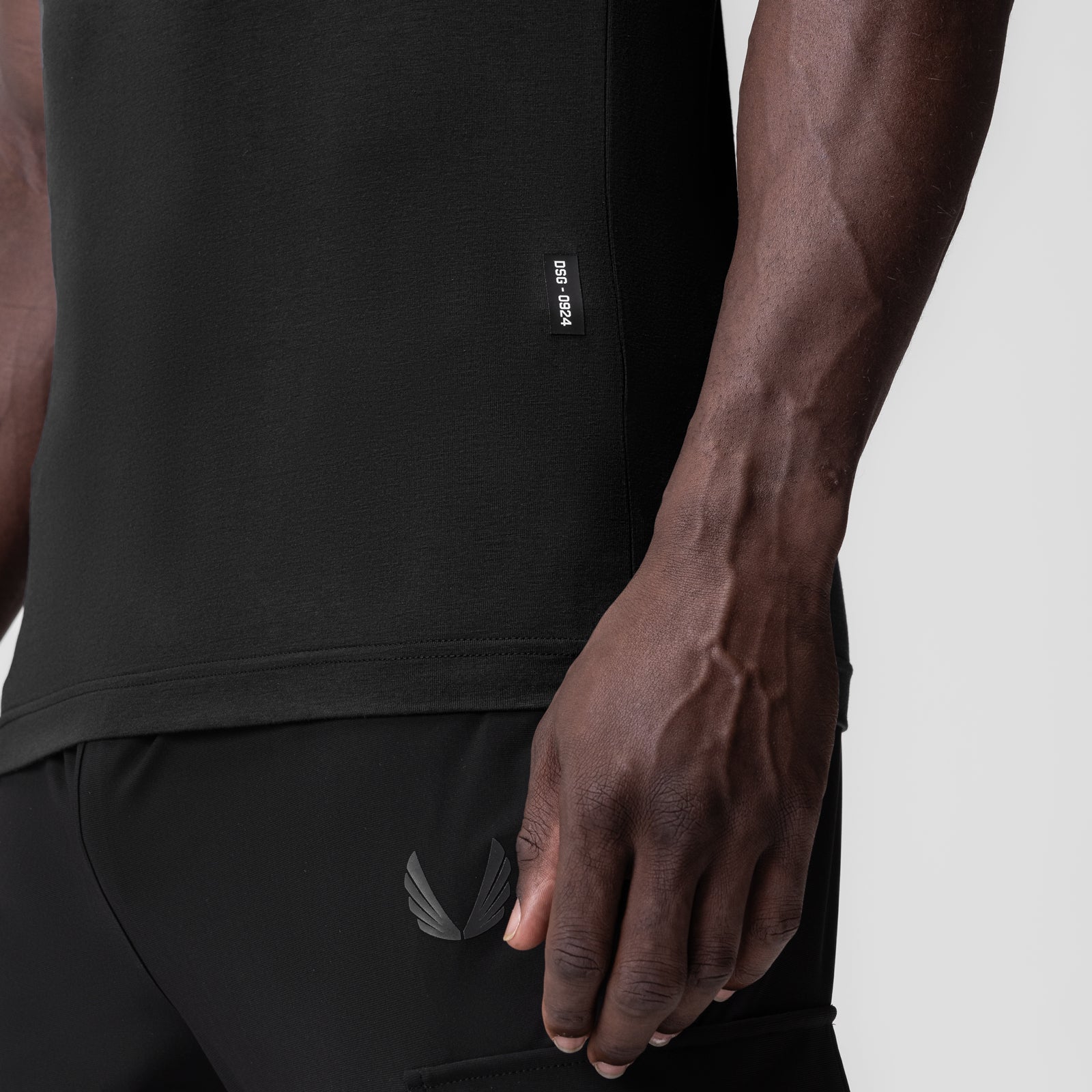 0924. Supima® Essential Slim Tank Black | ASRV Online