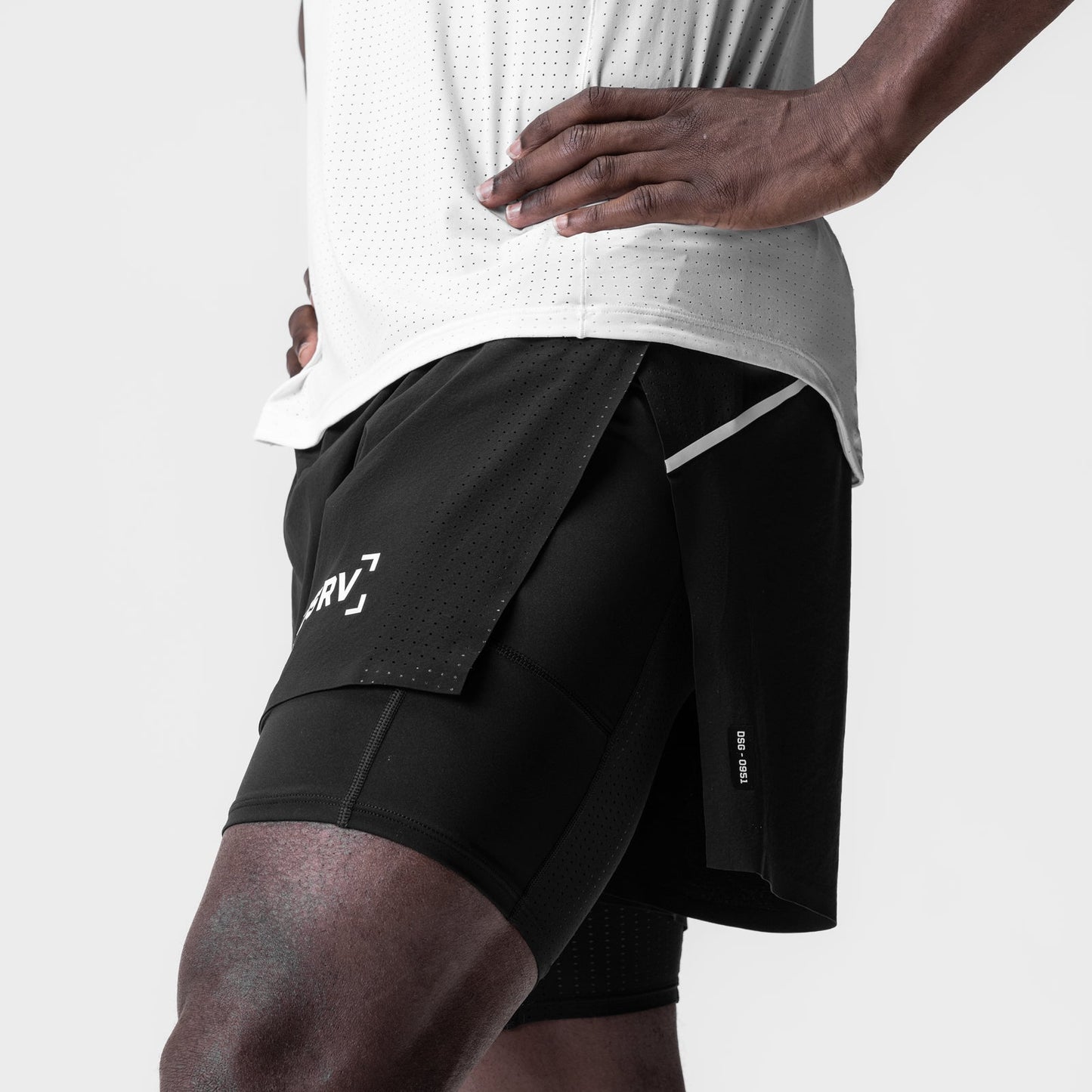 0951. Aerotex™ 4" High Split Liner Short Black/White | ASRV near me