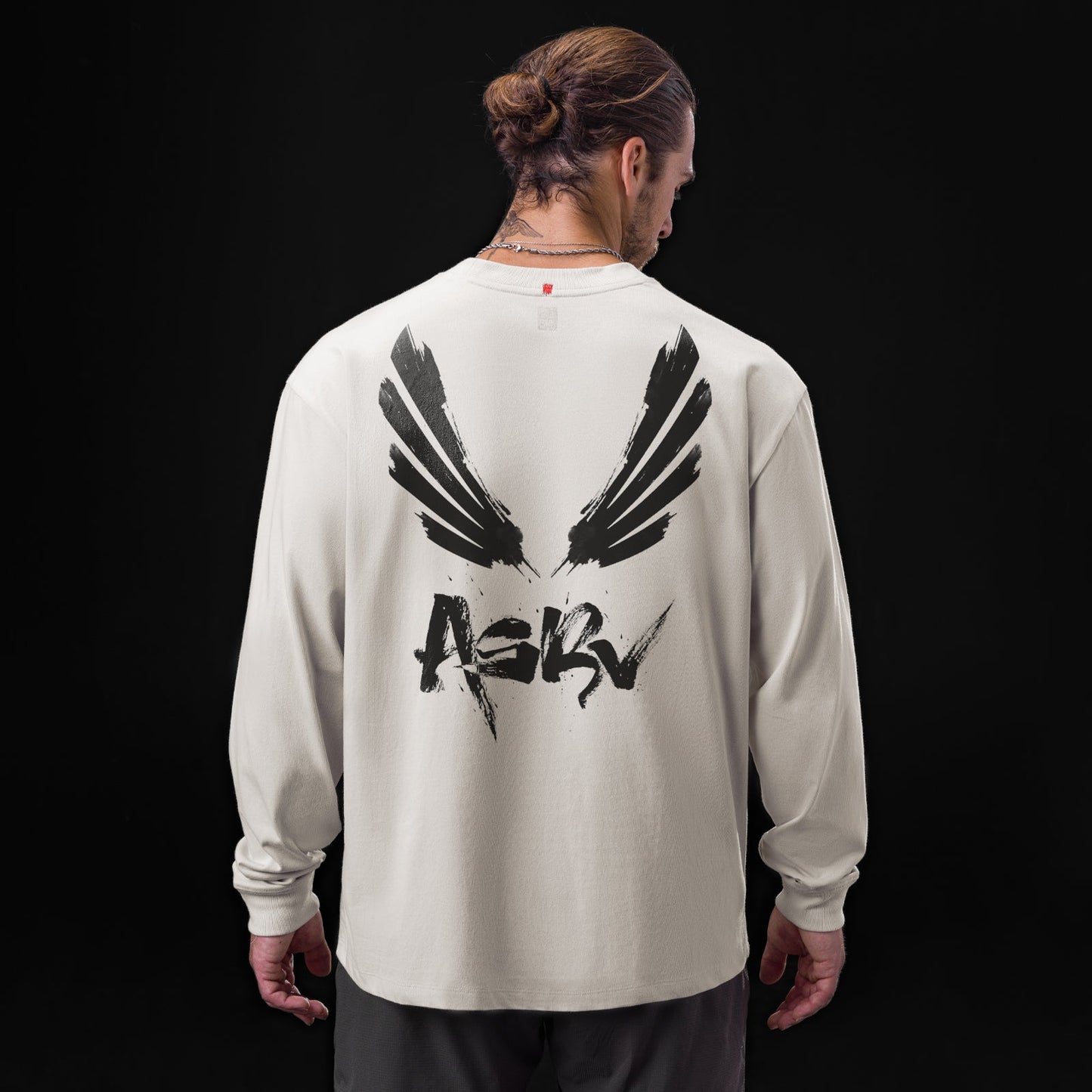 0851. Tech Essential™ Relaxed Long Sleeve Stone "Brush Wings/ASRV" | ASRV US