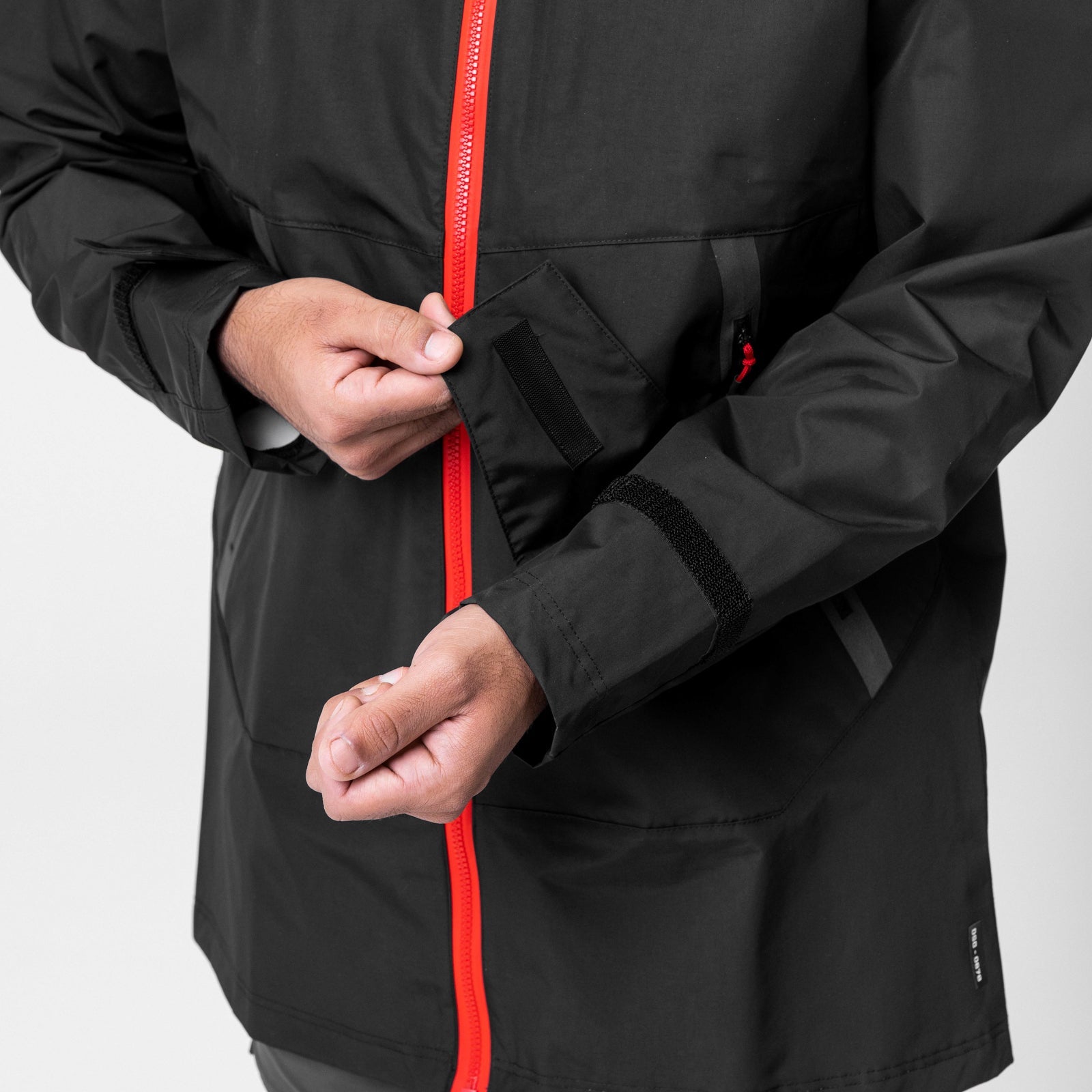 0678. Hipora® AQUAzip® Tech Parka Black | ASRV sale