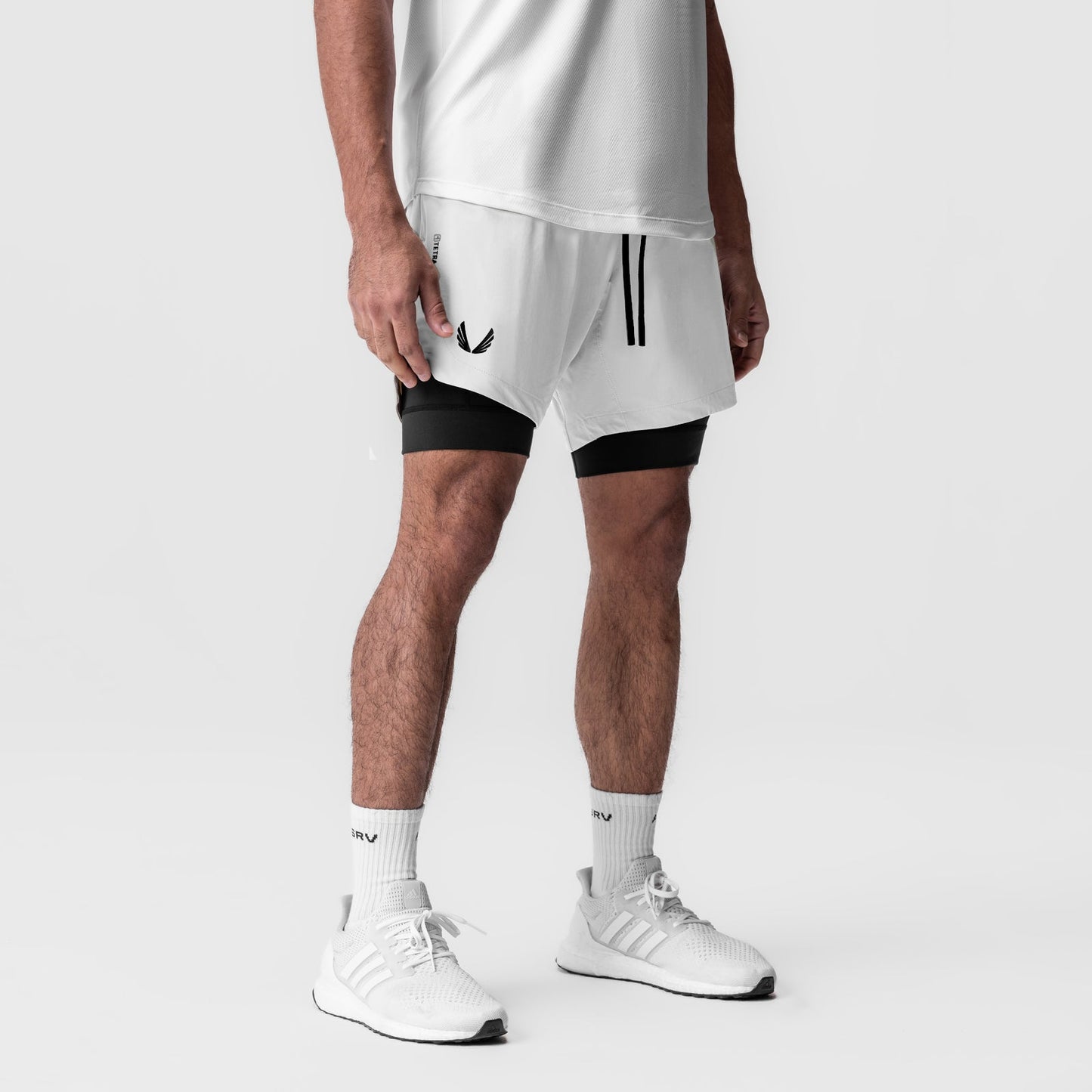 0866. Tetra-Lite® 7" Liner Short White "Wings"/Black | ASRV Discount